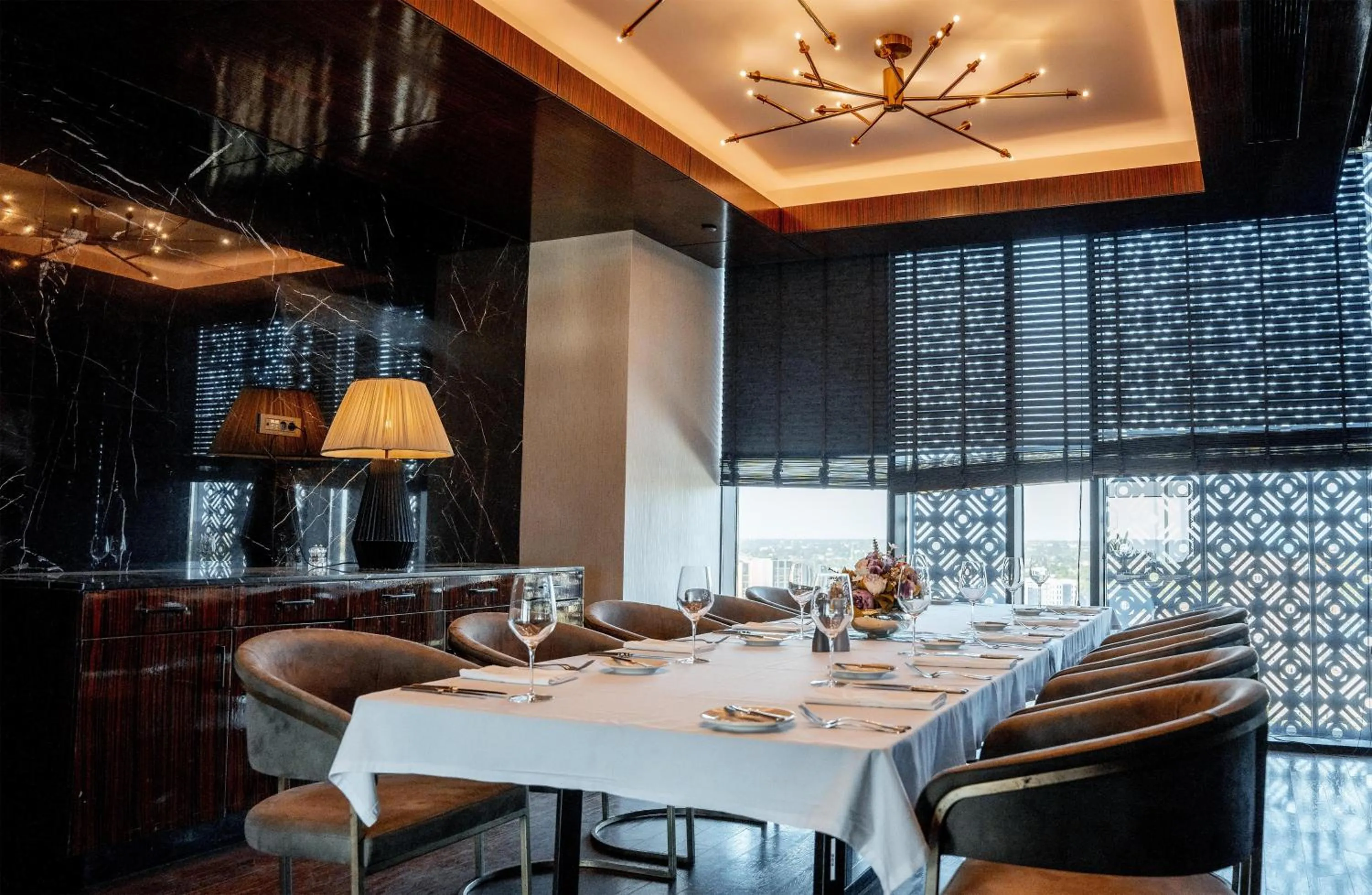 Restaurant/places to eat in Radisson Blu Hotel & Conference Center, Niamey