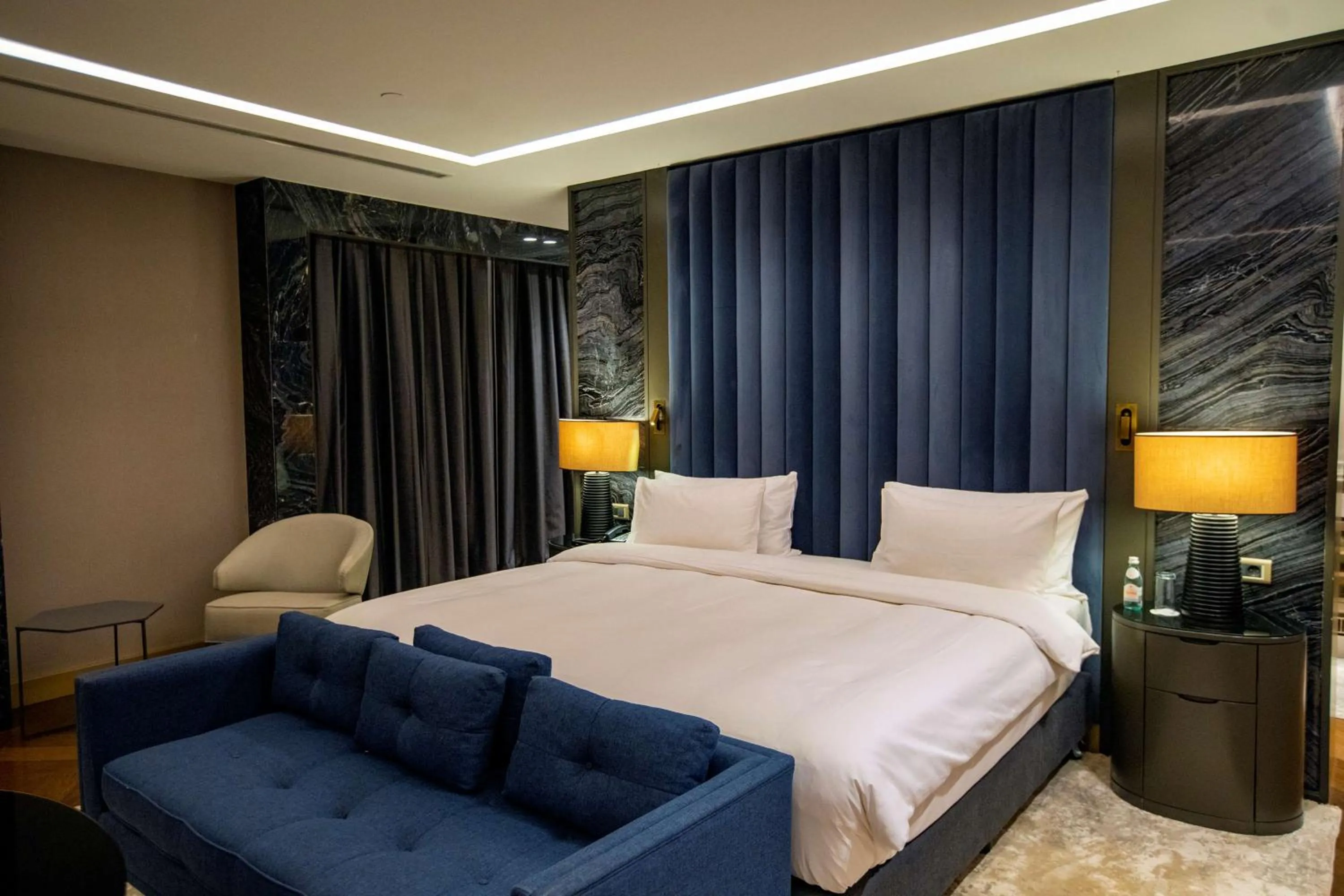 Photo of the whole room, Bed in Radisson Blu Hotel & Conference Center, Niamey