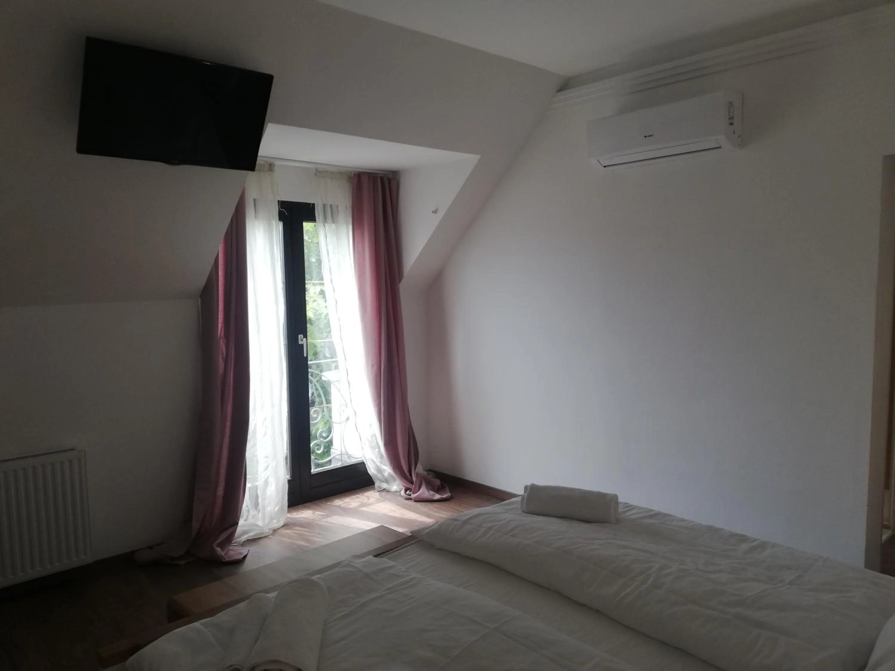 Bed in Levanda Panzió