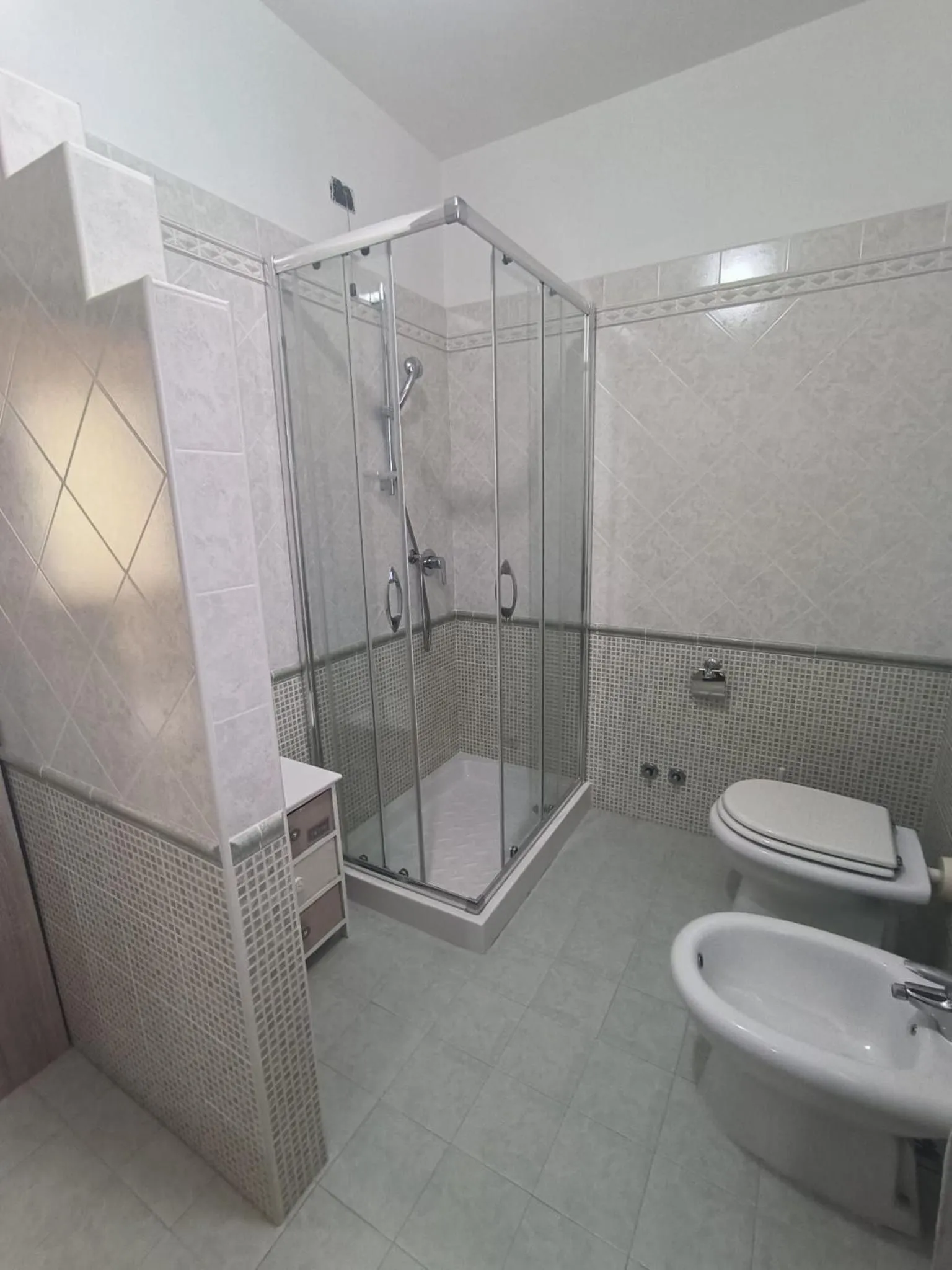 Shower in Aria Di mare b&b family
