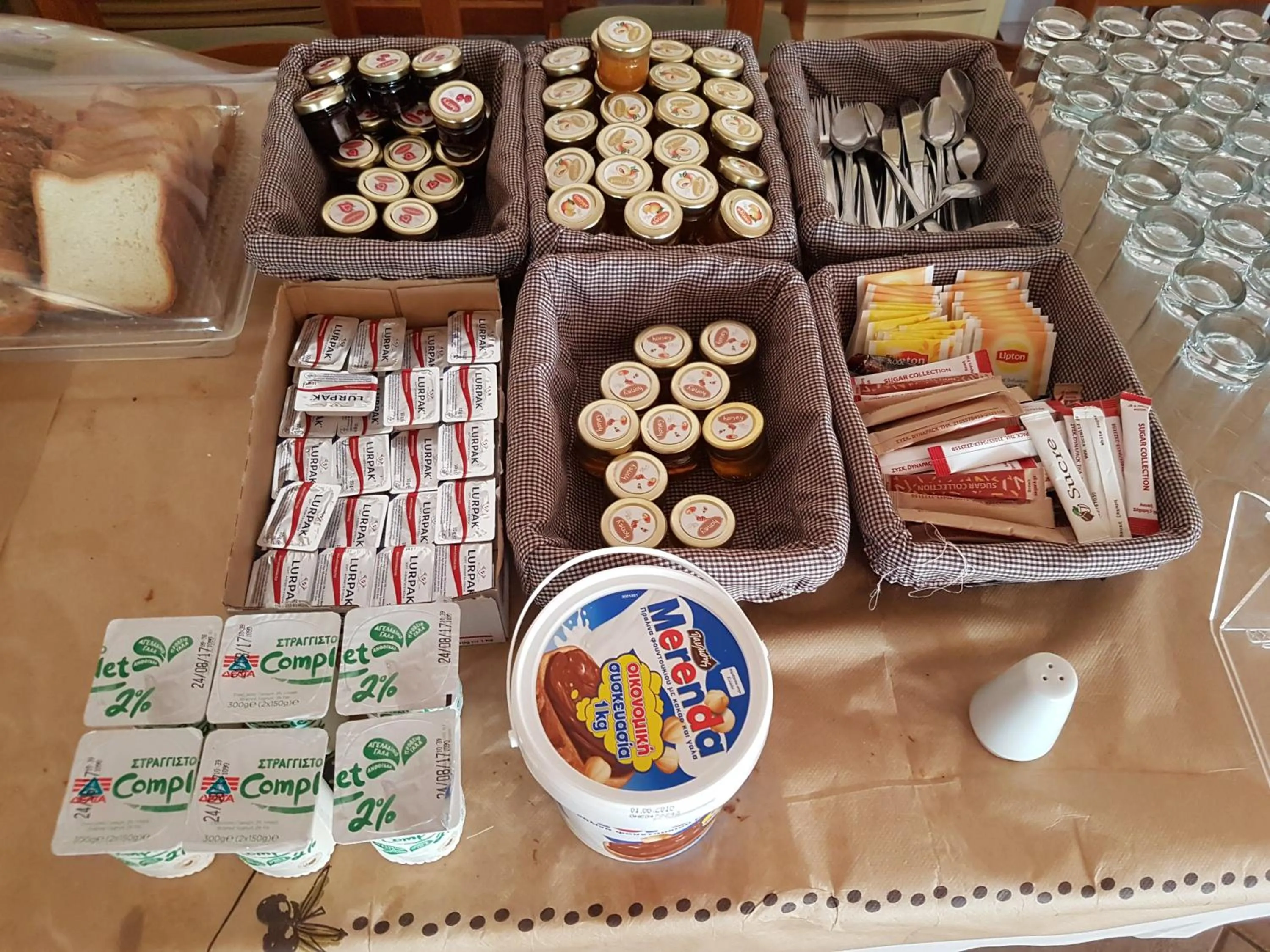 Breakfast in Faros Luxury Suites