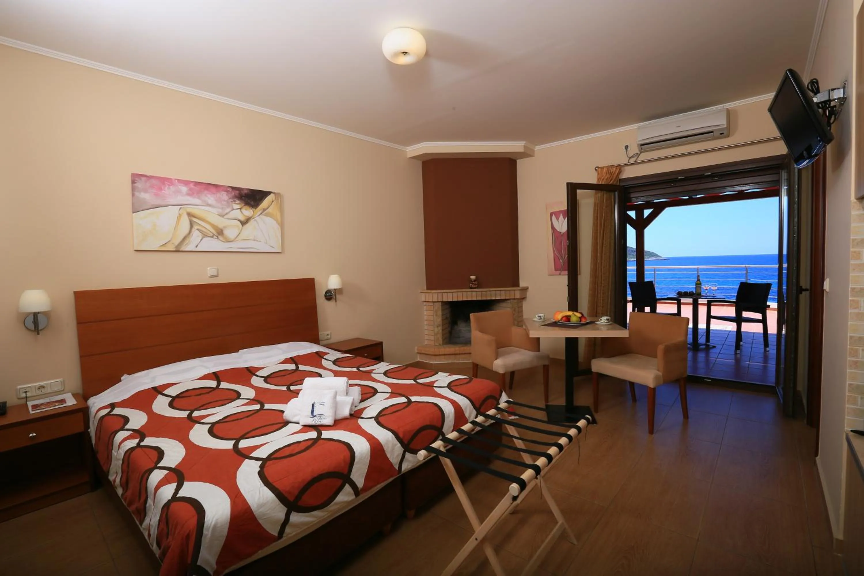 Bedroom, Bed in Faros Luxury Suites