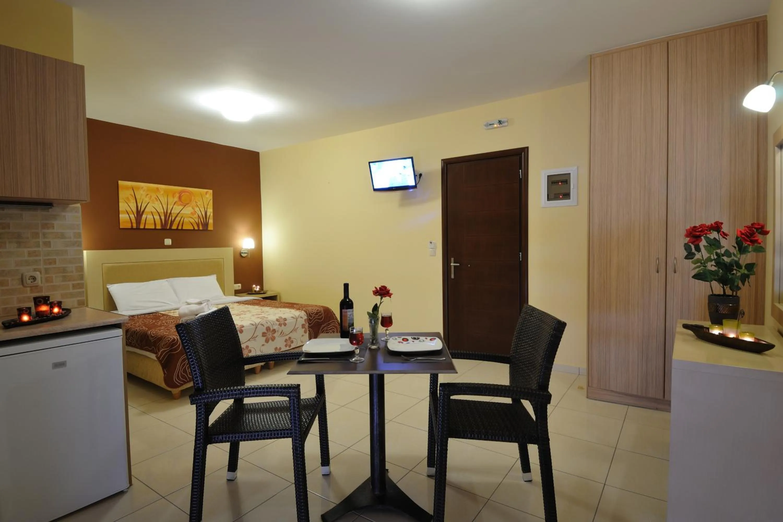 Bed in Faros Luxury Suites