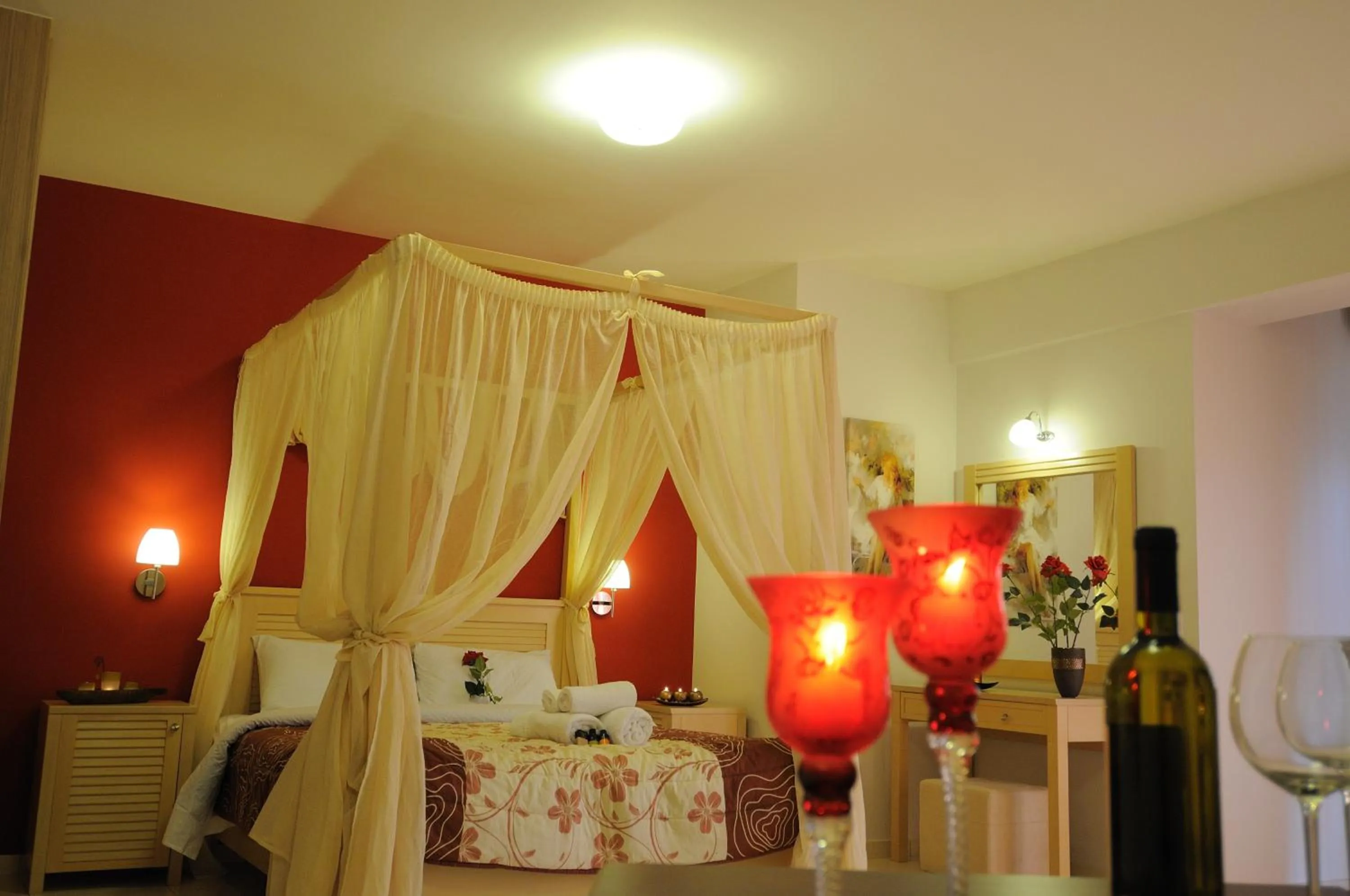 Bed in Faros Luxury Suites