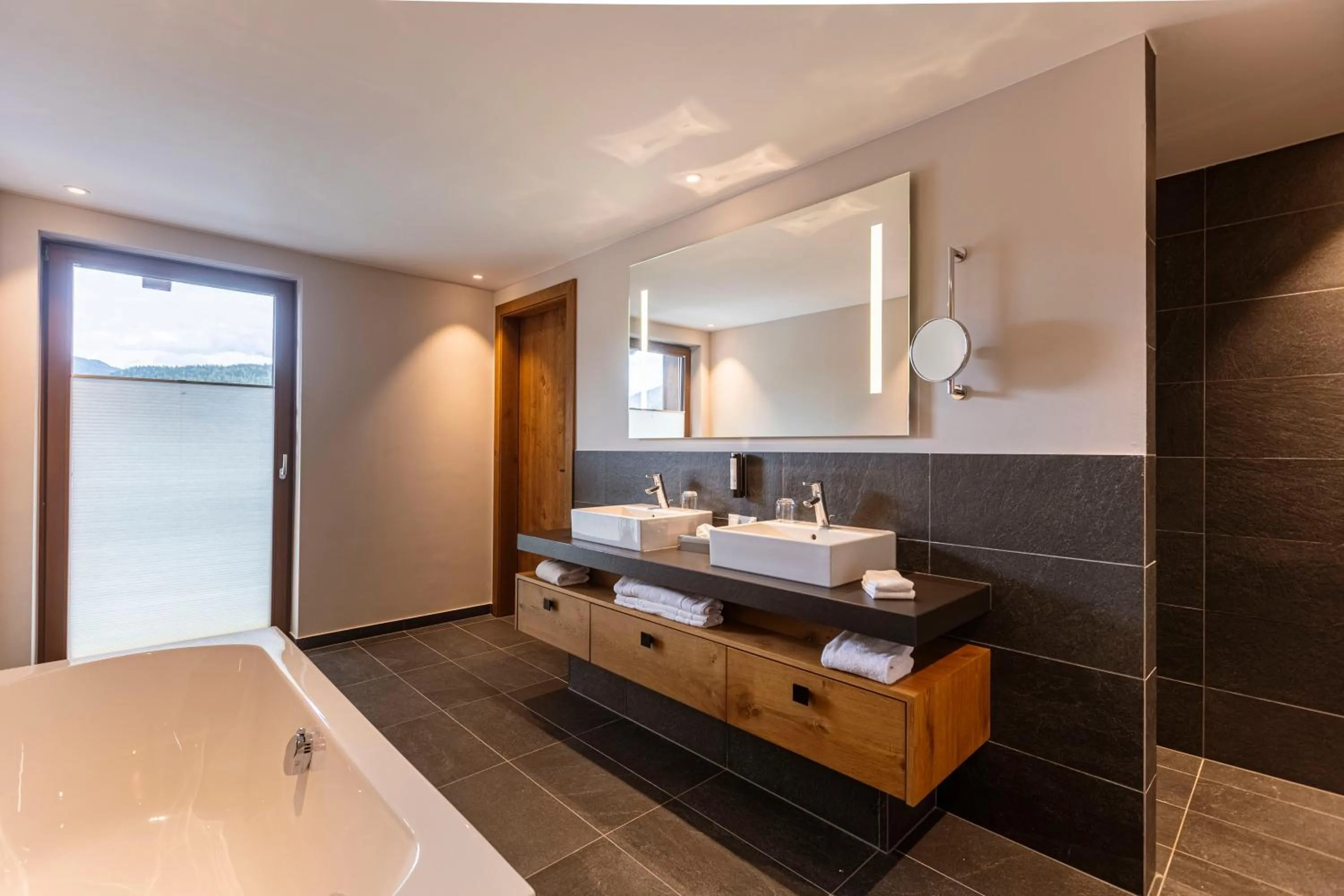 Bathroom in Bergresort Zugspitze Ehrwald by ALPS RESORTS