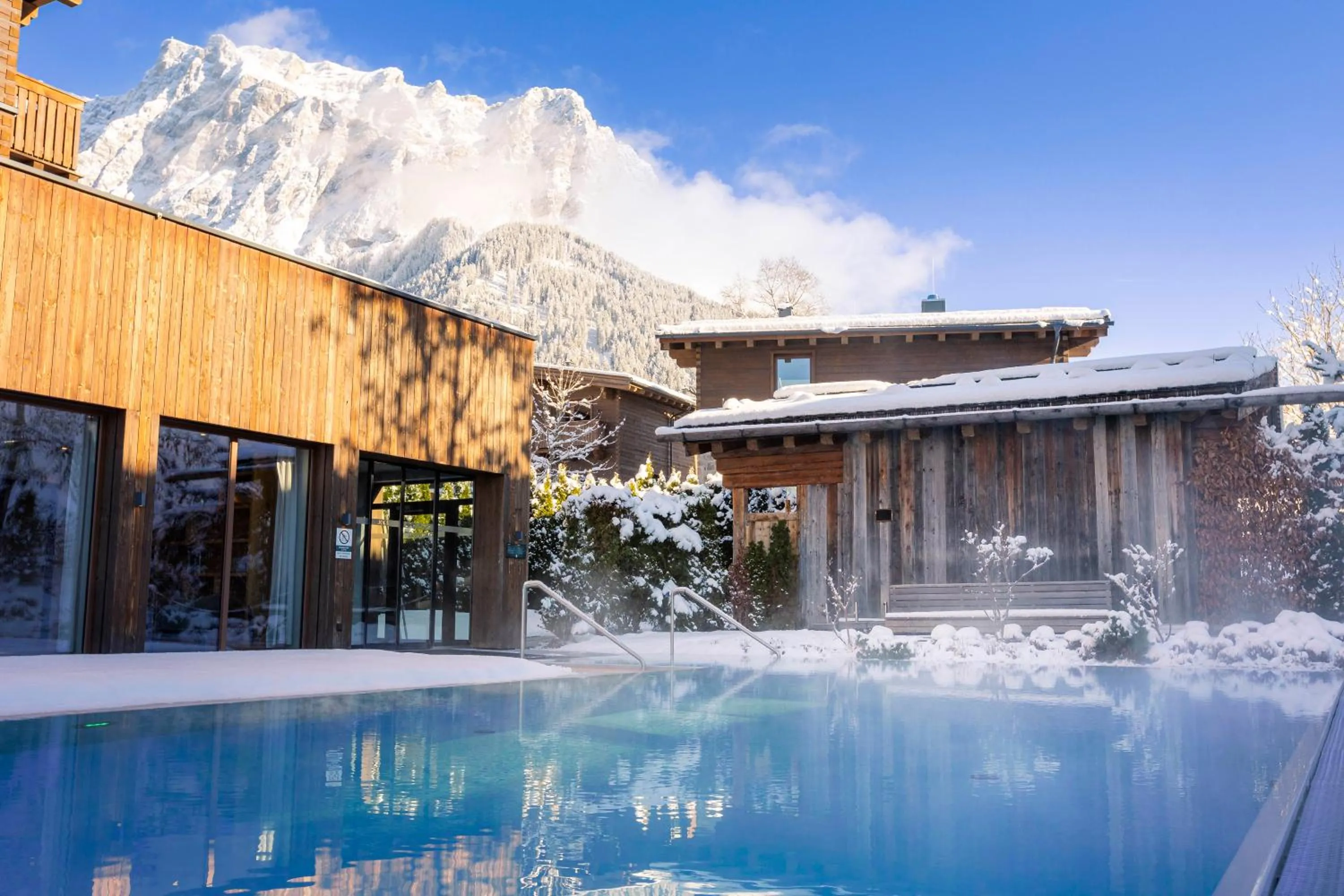 Swimming pool in Bergresort Zugspitze Ehrwald by ALPS RESORTS