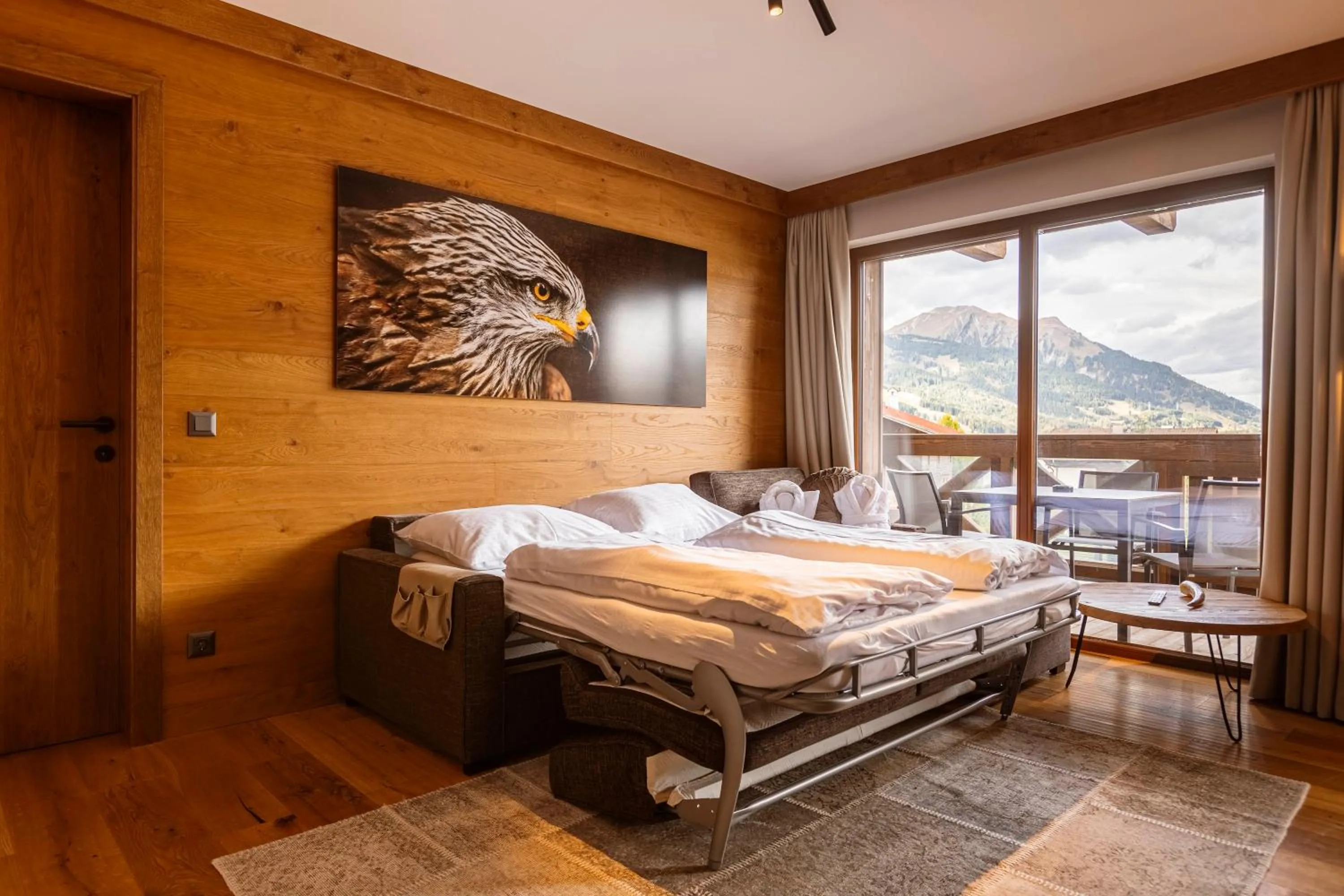 Bedroom, Bed in Bergresort Zugspitze Ehrwald by ALPS RESORTS