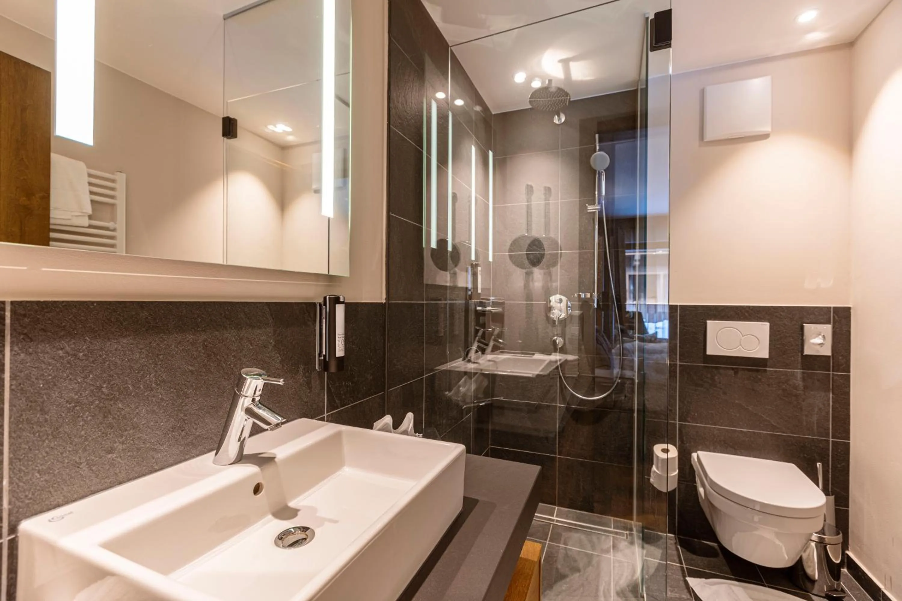 Bathroom in Bergresort Zugspitze Ehrwald by ALPS RESORTS