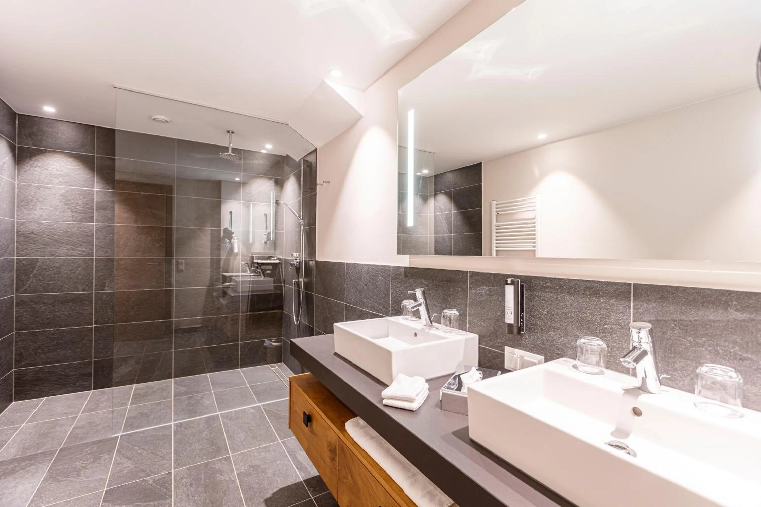 Bathroom in Bergresort Zugspitze Ehrwald by ALPS RESORTS