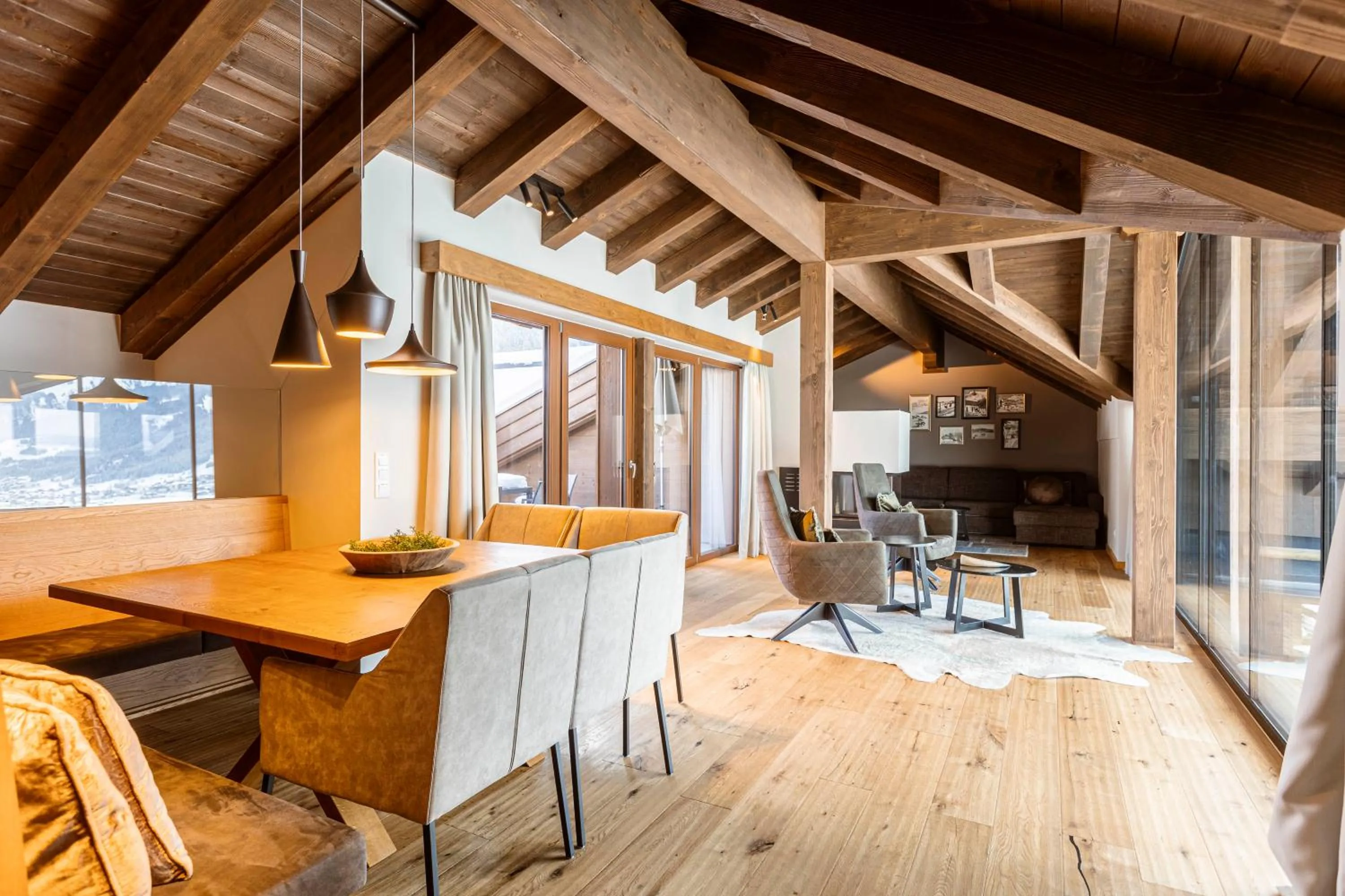 Living room in Bergresort Zugspitze Ehrwald by ALPS RESORTS