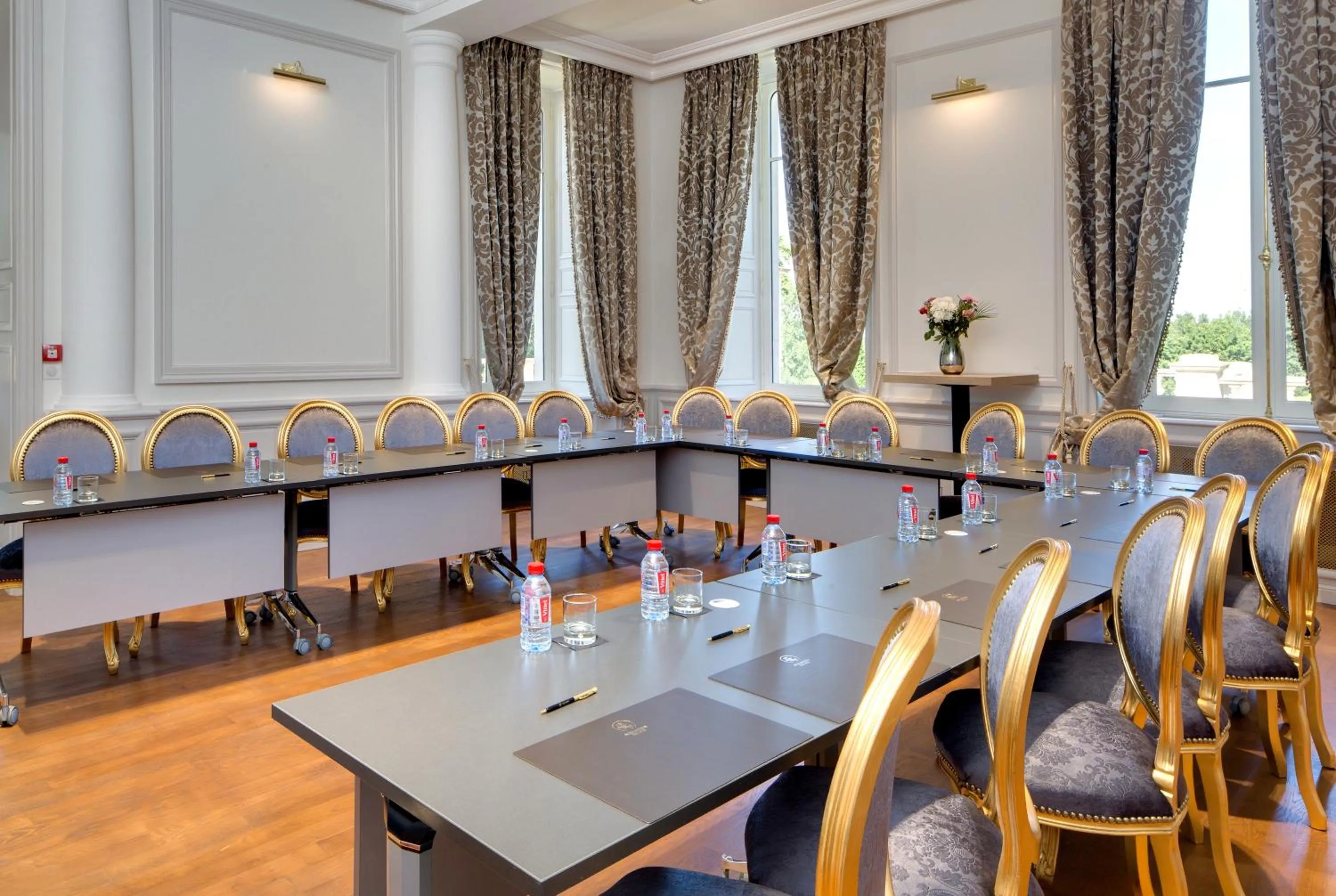 Business facilities in Alexandra Palace - La Maison Younan