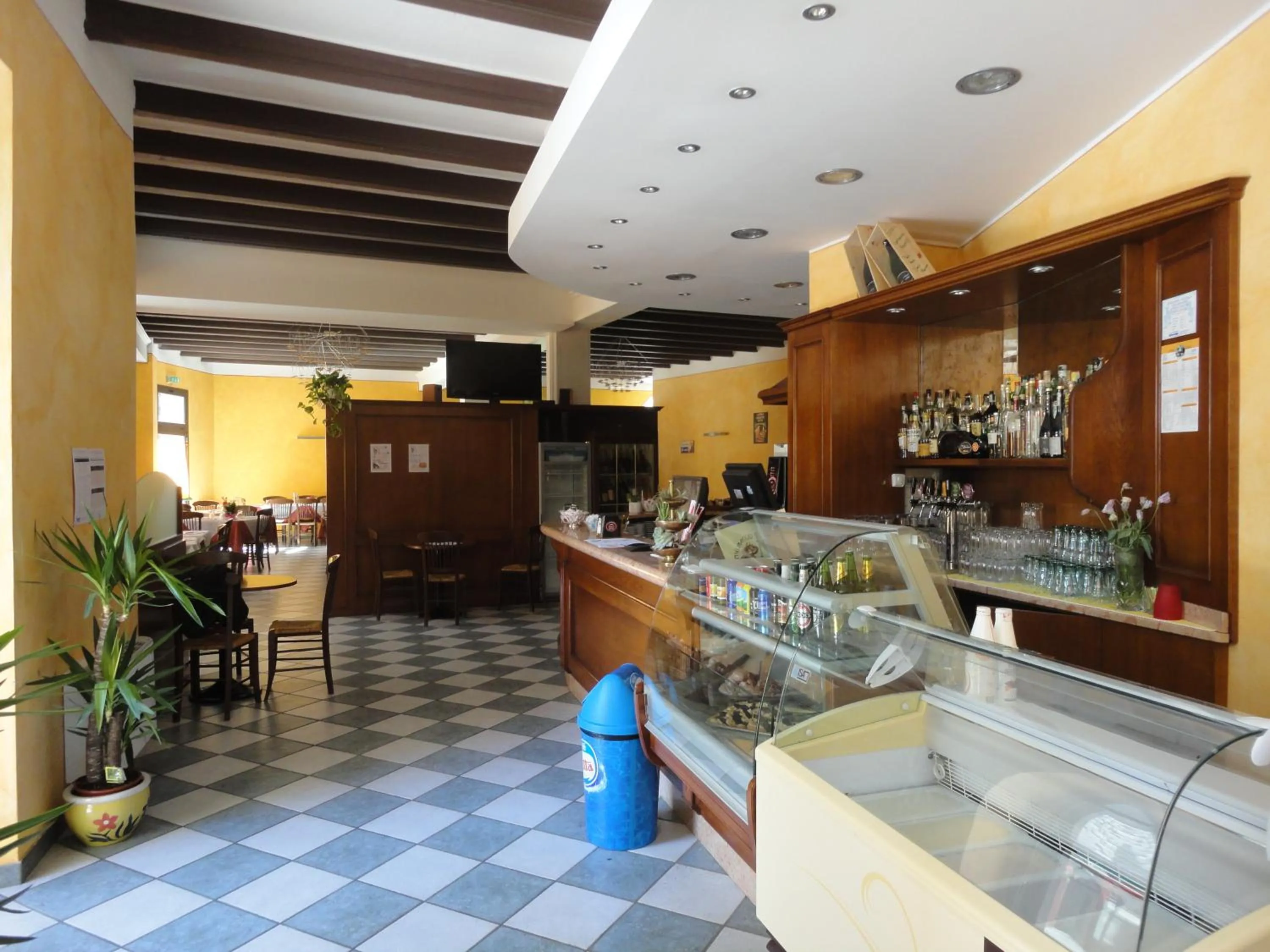 Restaurant/places to eat in Residence Il Mulinaccio