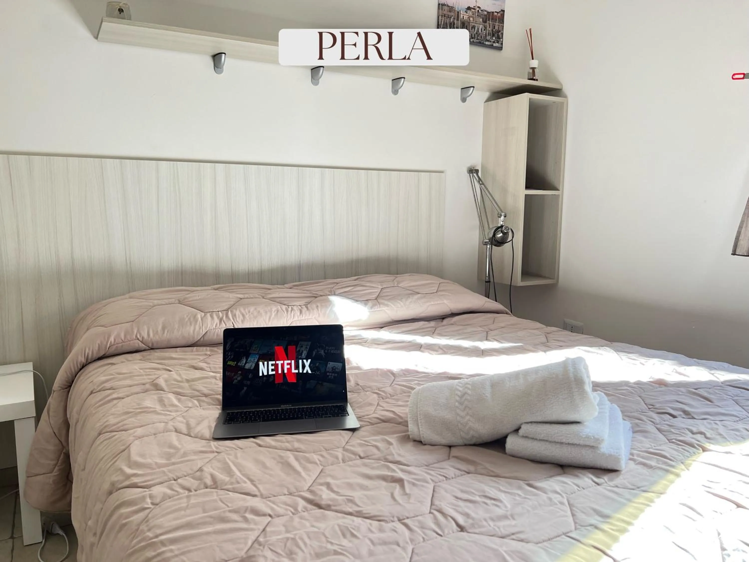 Bed in Residence Lori