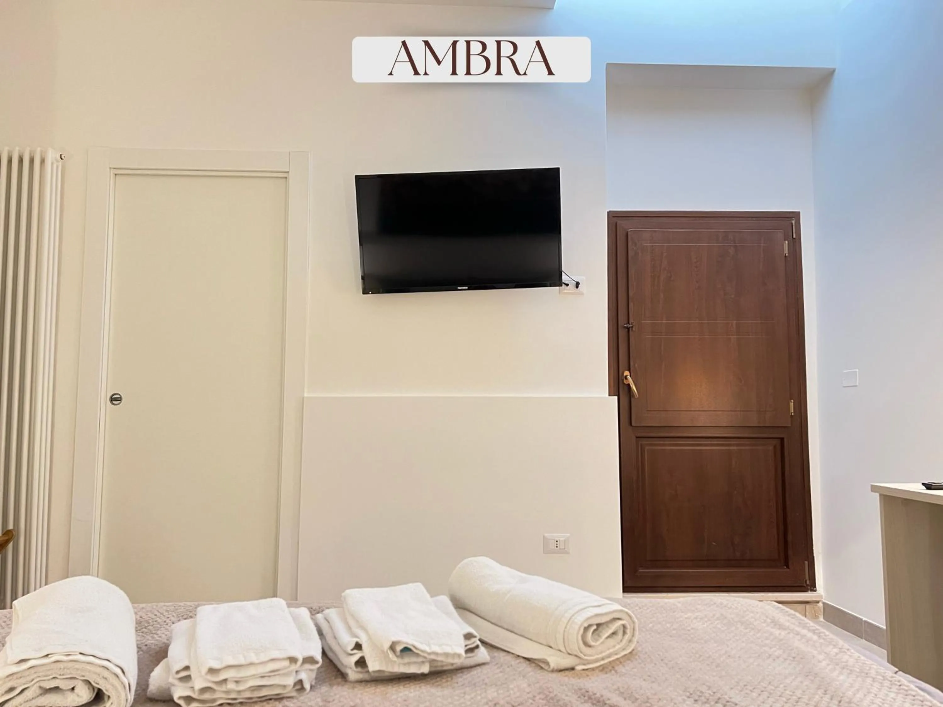 Bed in Residence Lori