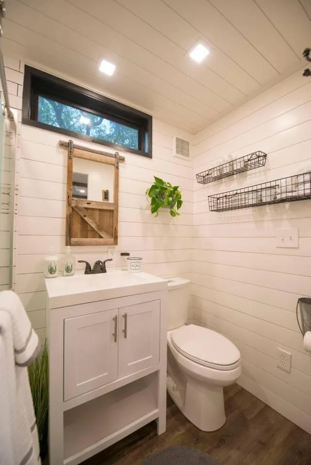 Elegant CargoHome The Anchor by Magnolia/Baylor