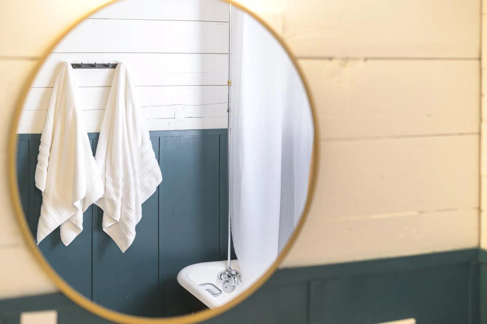 Restored 1930s Uptown Bungalow 2 min. to Magnolia