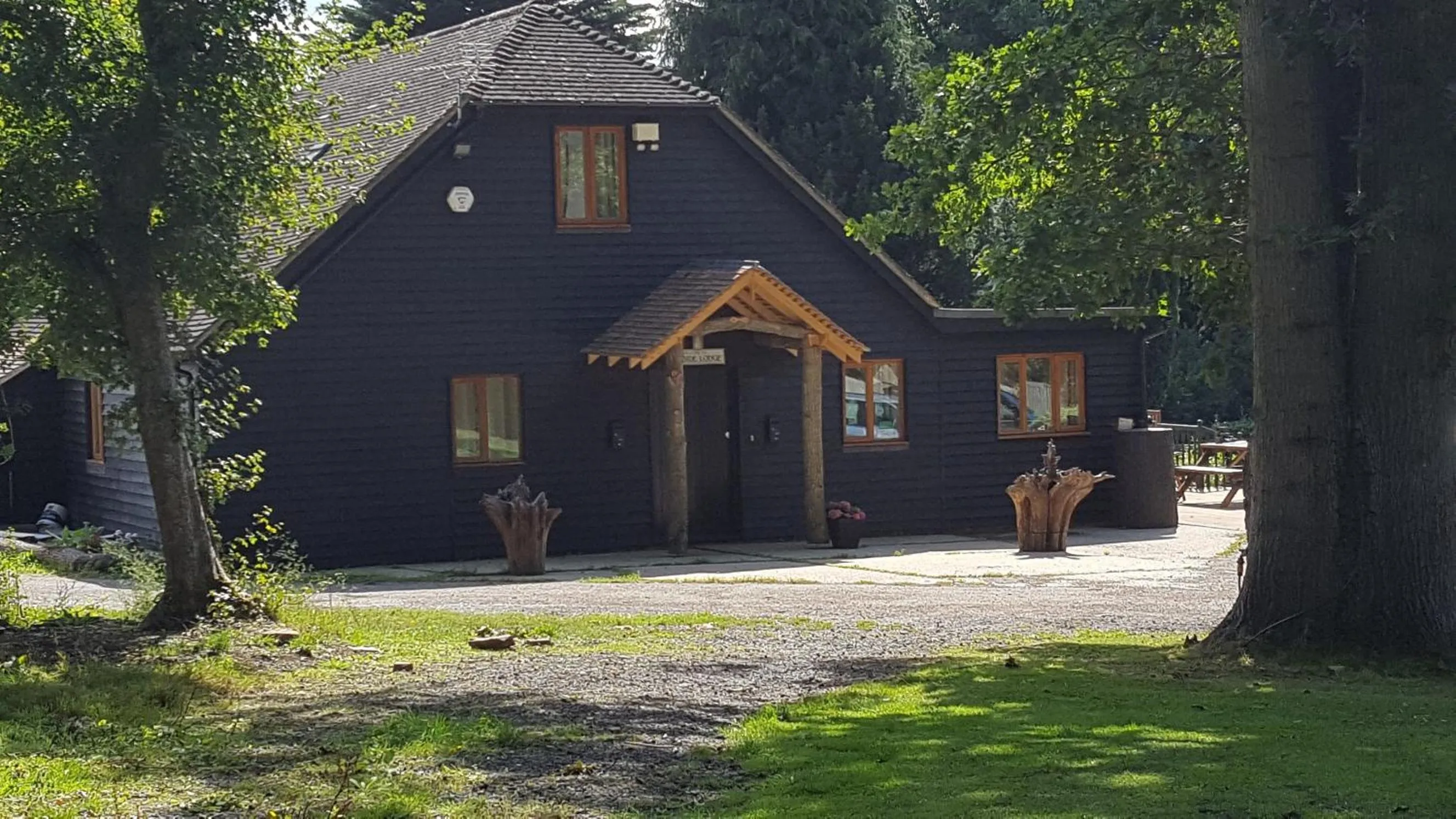 Facade/entrance in Oakside Lodge Guest House