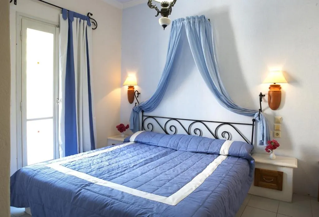 Bedroom, Bed in Meltemi Village Hotel