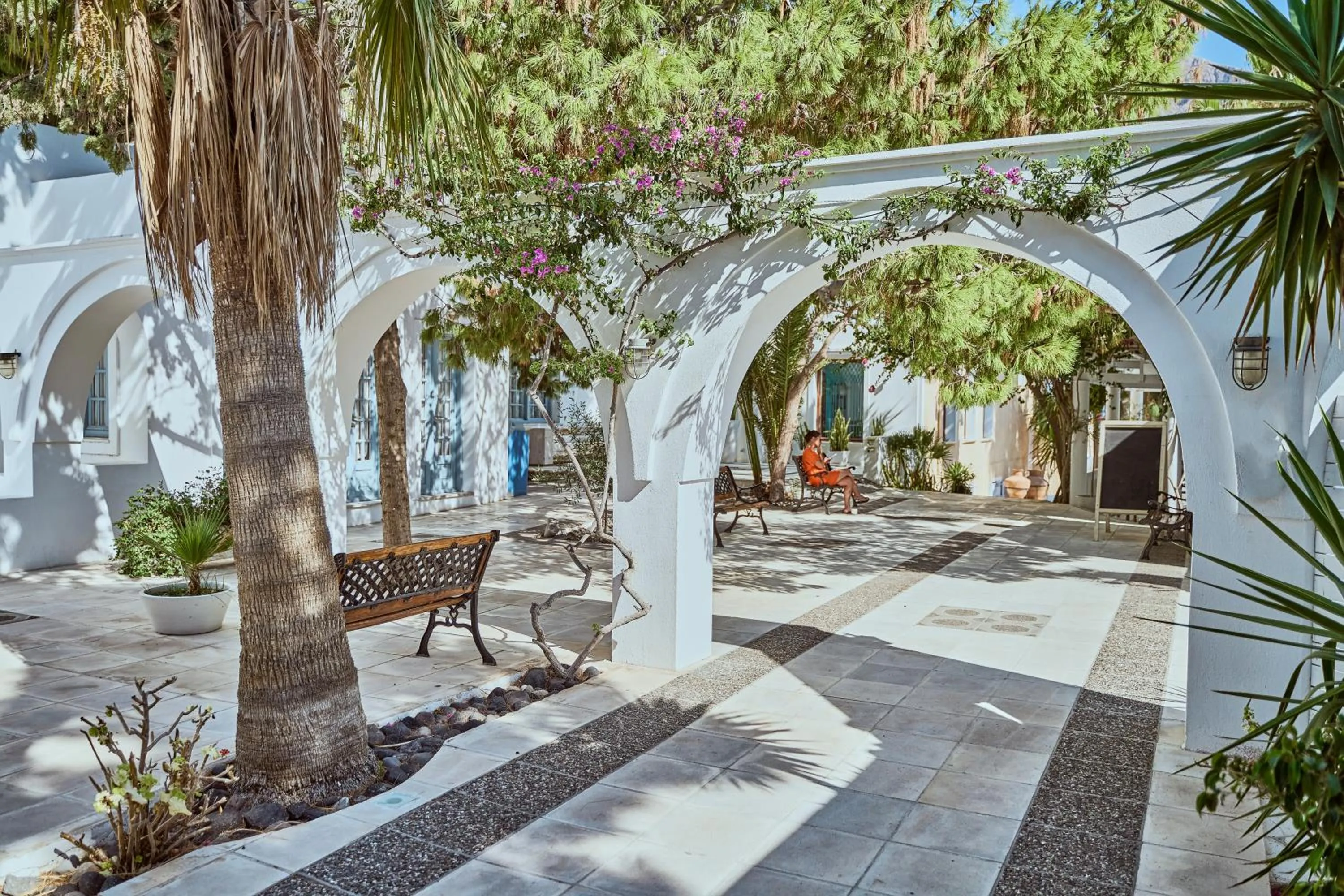 Garden in Meltemi Village Hotel