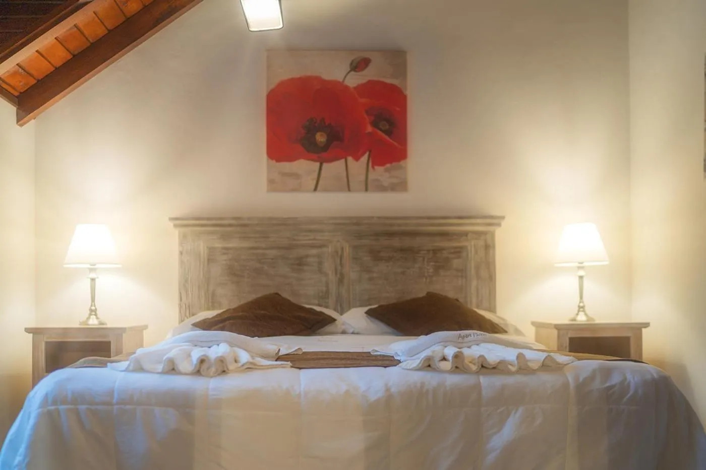 Bedroom, Bed in Apart & Hotel La Fontaine - by ROTUI