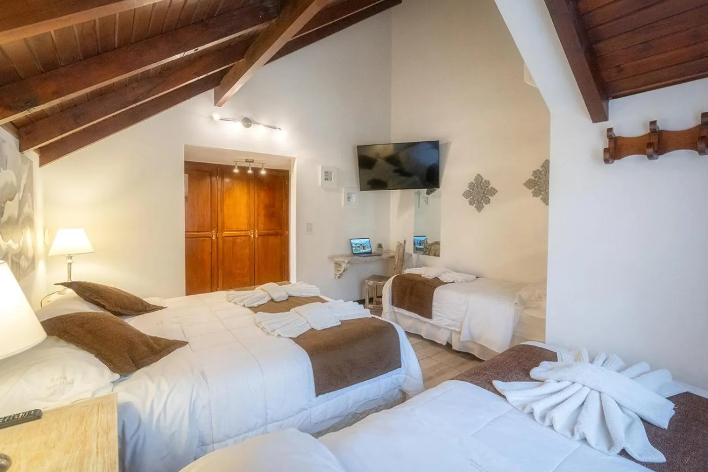 Bedroom, Bed in Apart & Hotel La Fontaine - by ROTUI