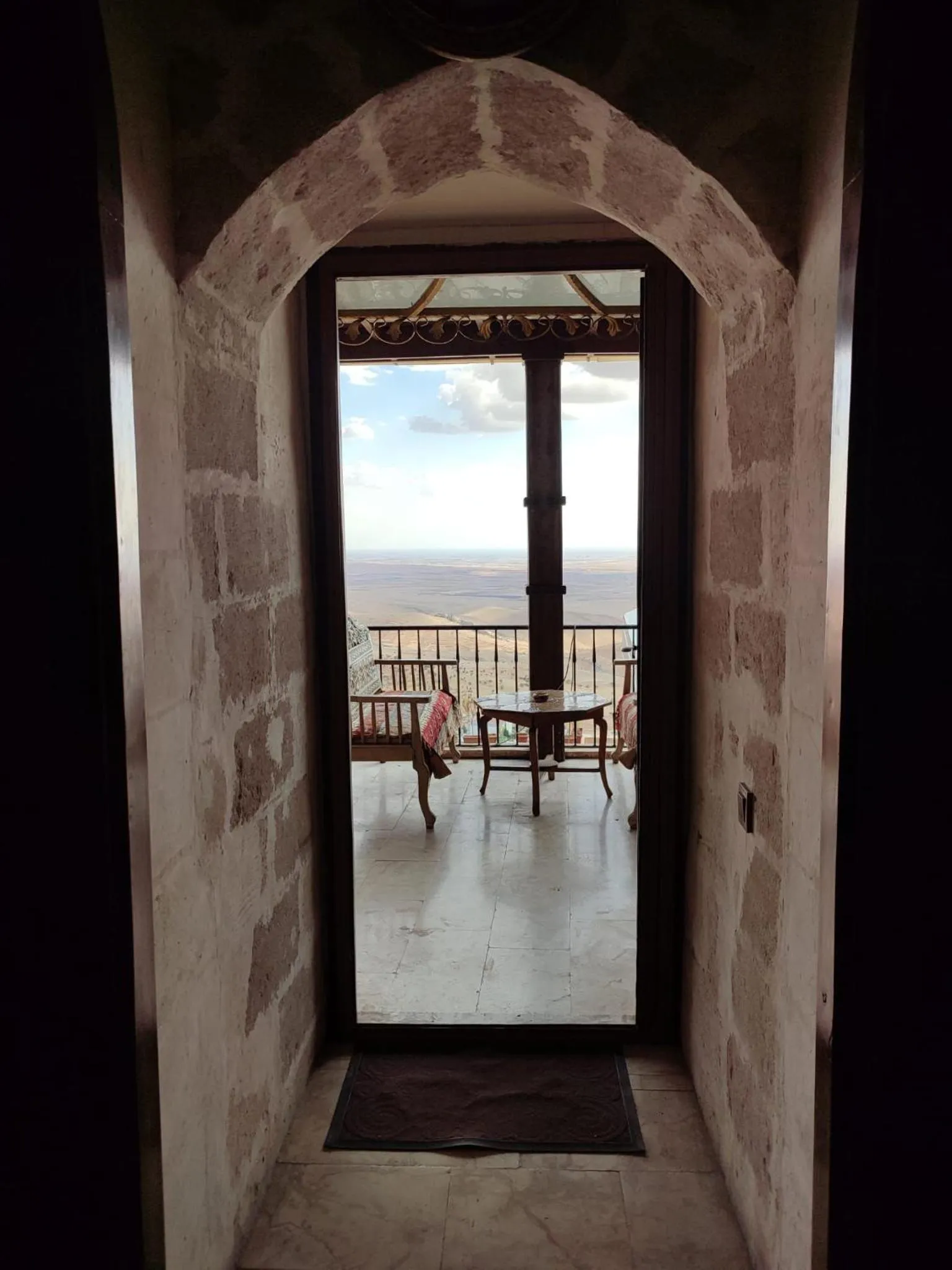 Patio in MERDİN BOUTİQUE HOTEL