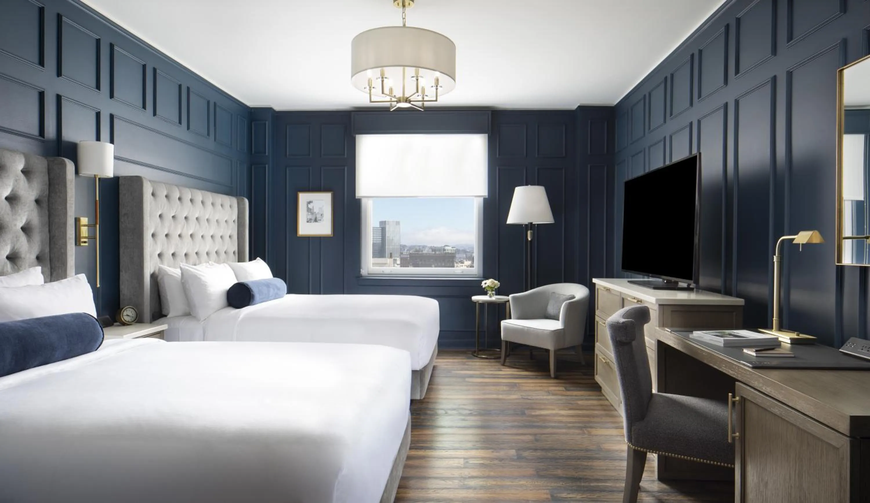 Bedroom, Bed in Beacon Grand, A Union Square Hotel