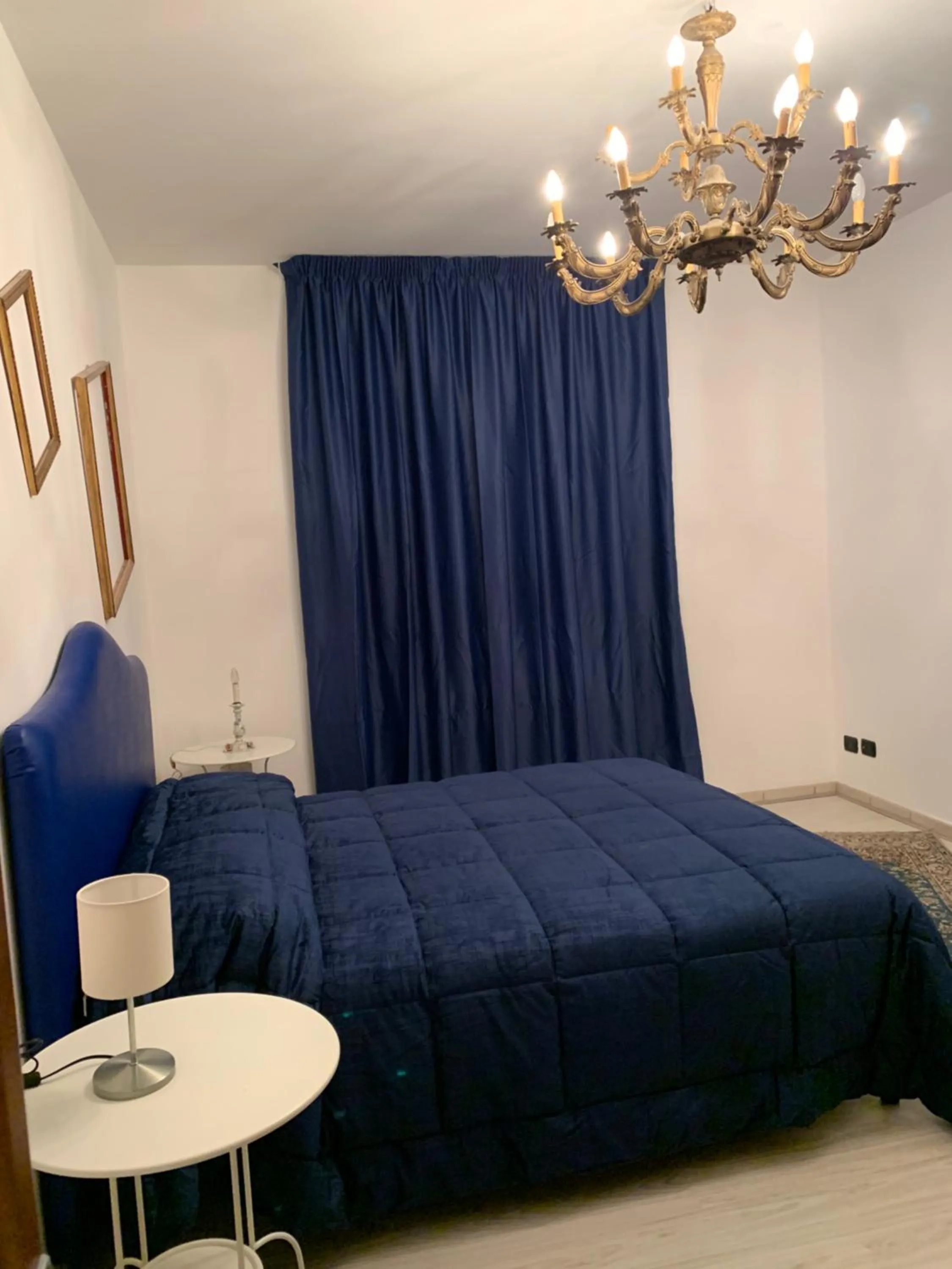 Bed in Residence San Pietro Book sharing