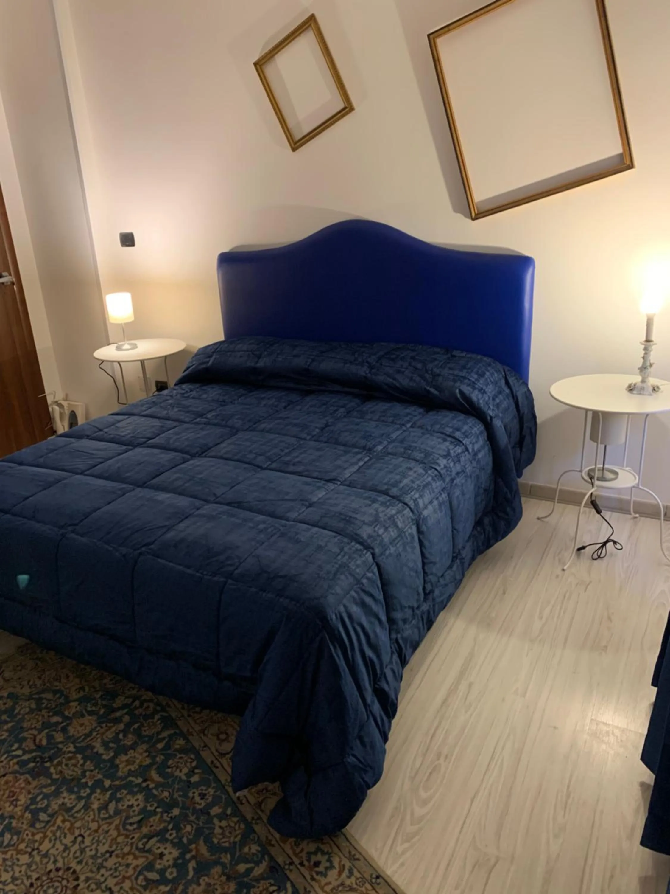 Bed in Residence San Pietro Book sharing