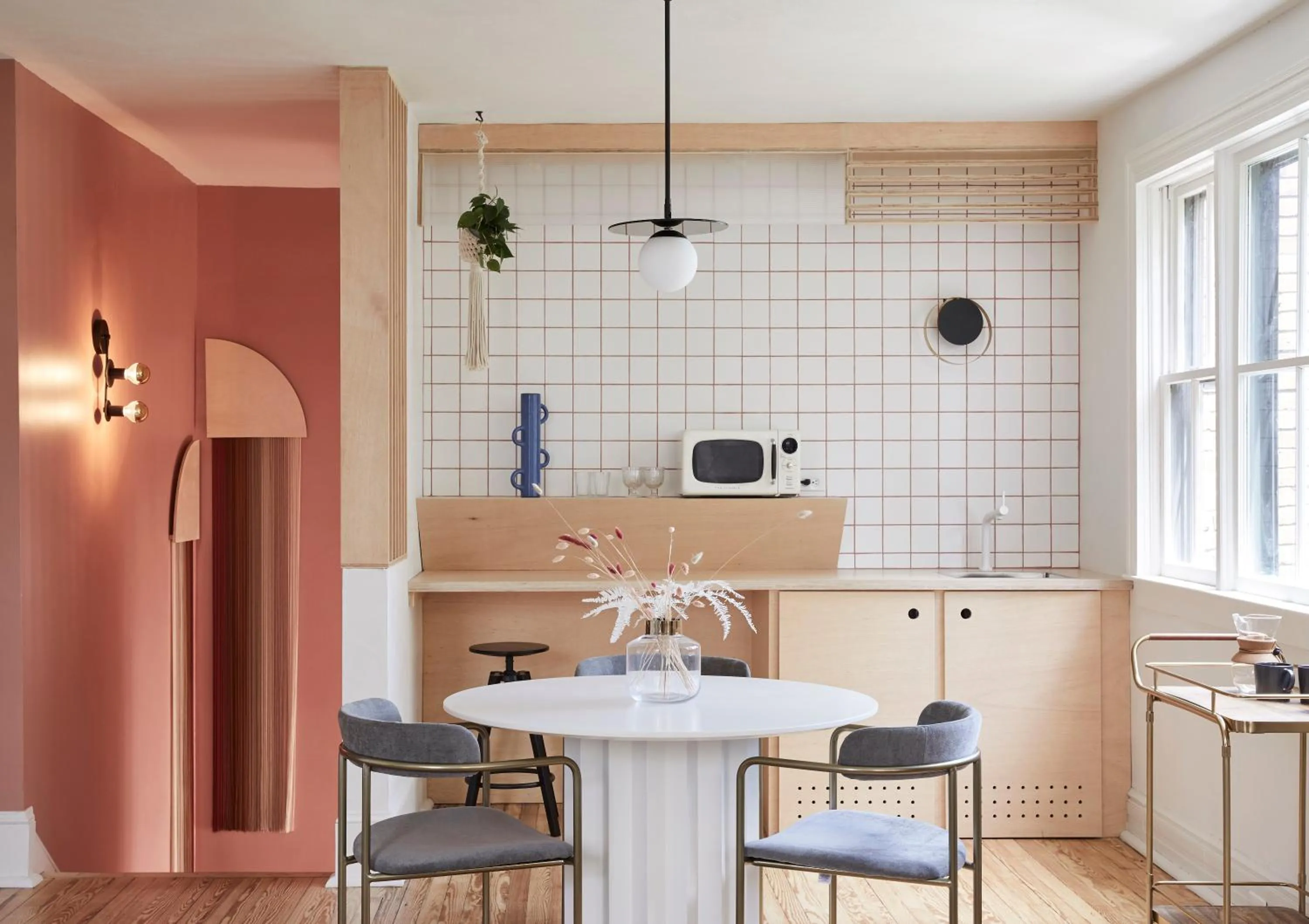 Kitchen or kitchenette in DREAMERS bnb
