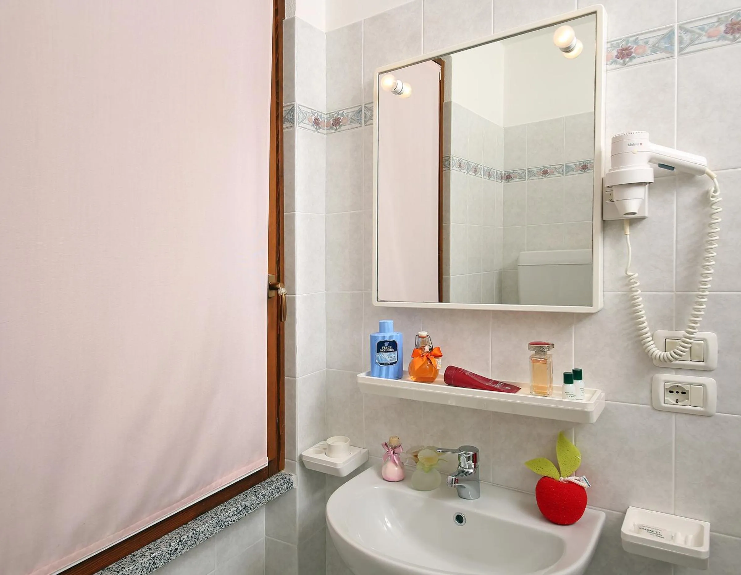 Double or Twin Room with Mountain View in Hotel Residence La Pertica