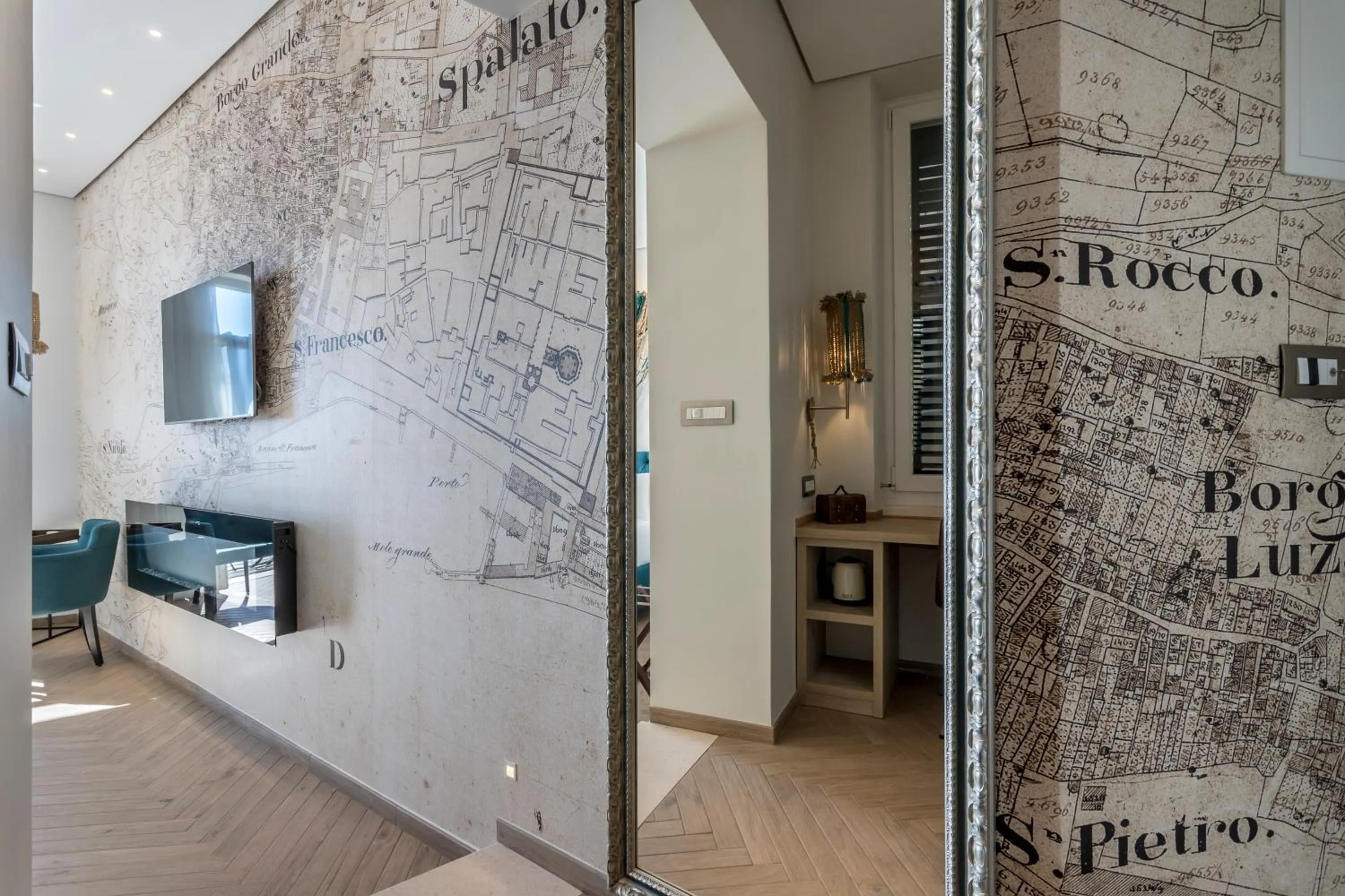 Photo of the whole room in Seaview Luxury Retreat