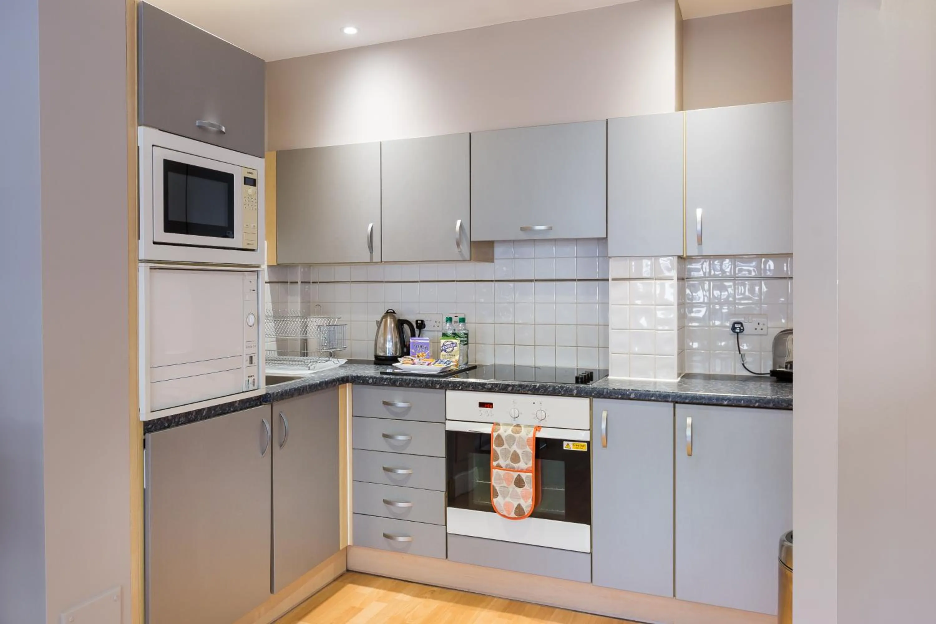 Kitchen or kitchenette in House of Fisher - City Wall House