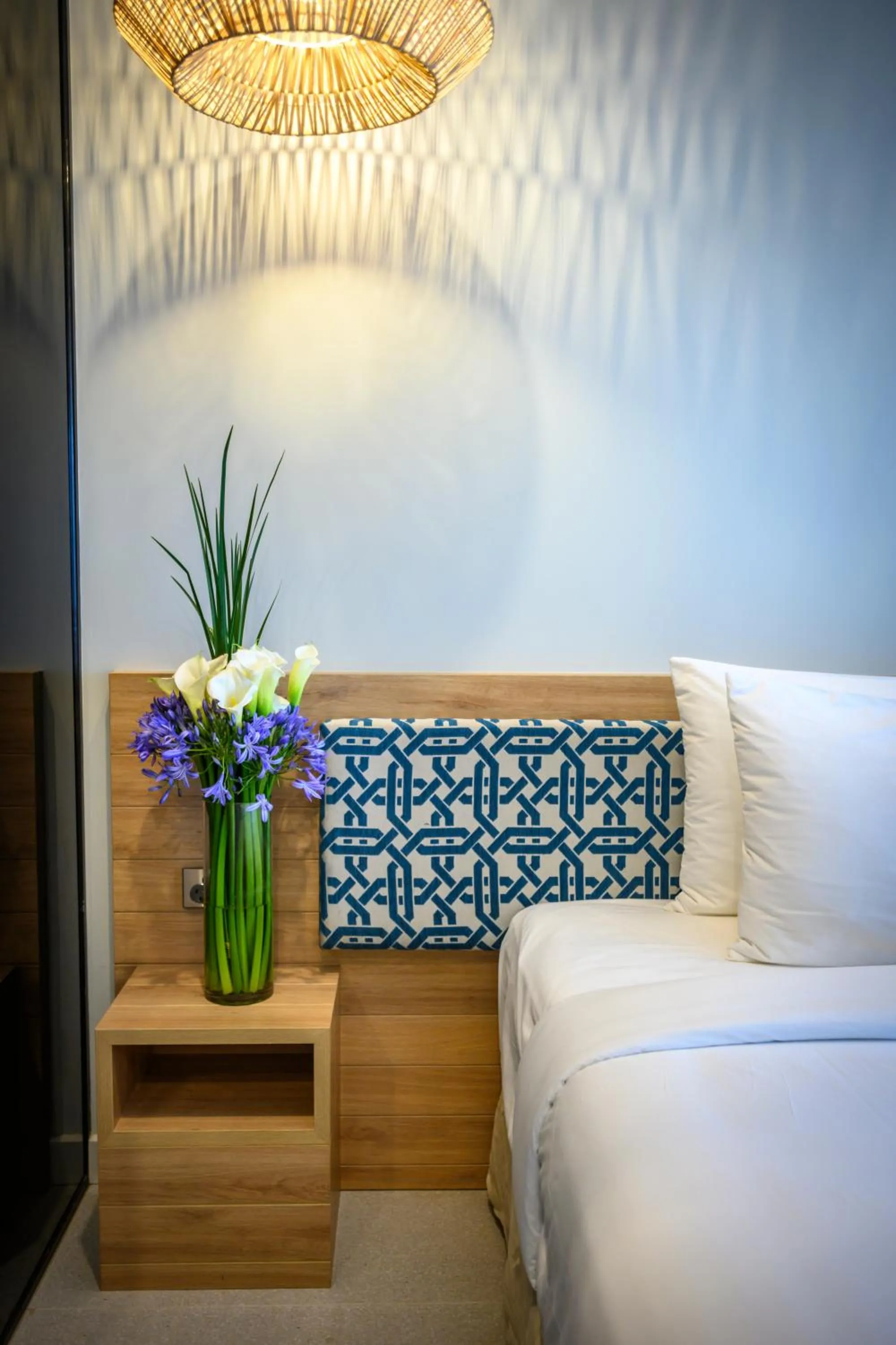 Living room, Bed in Loloata Island Resort