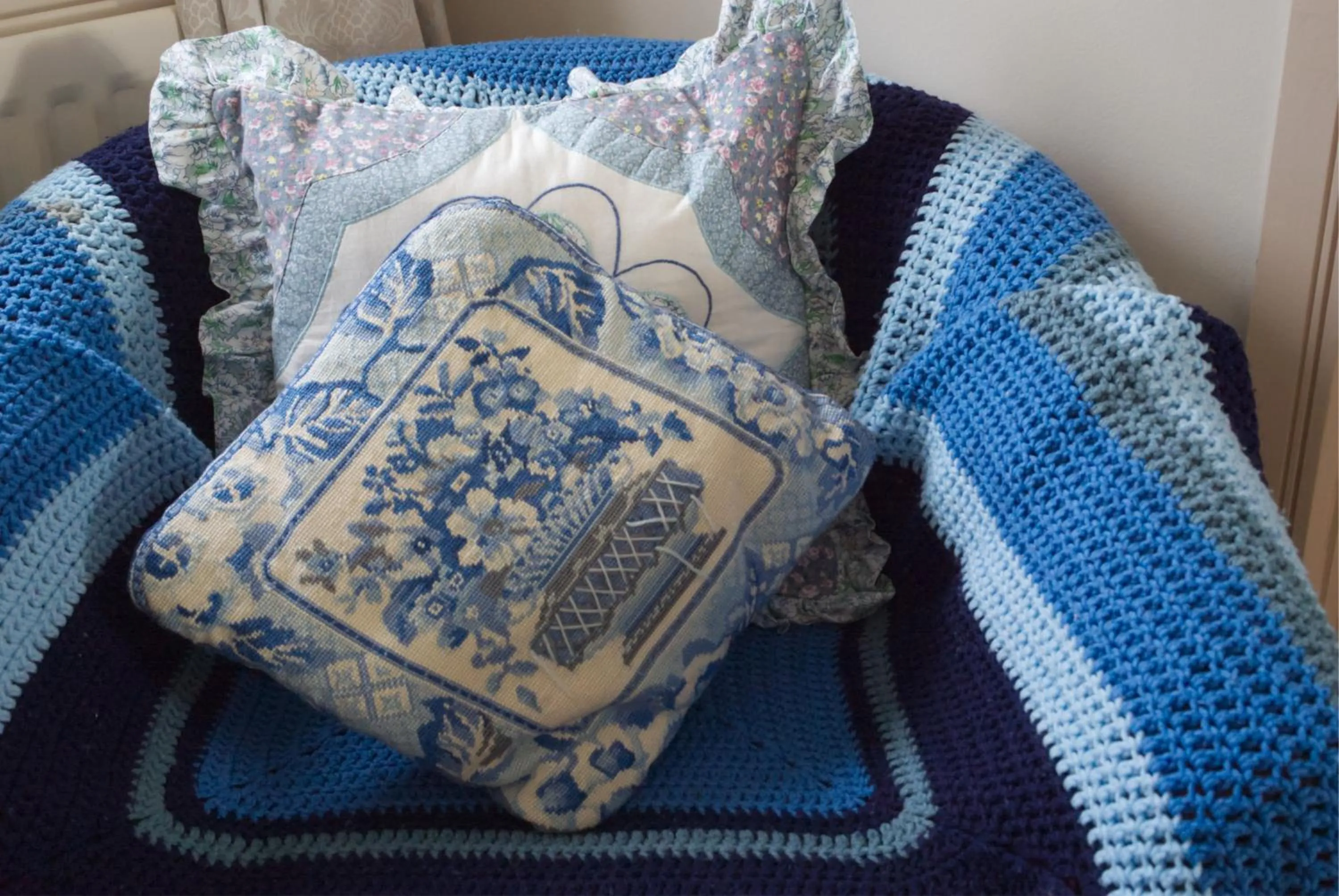 Seating area in The Mourne Lodge "Cnocnafeola"