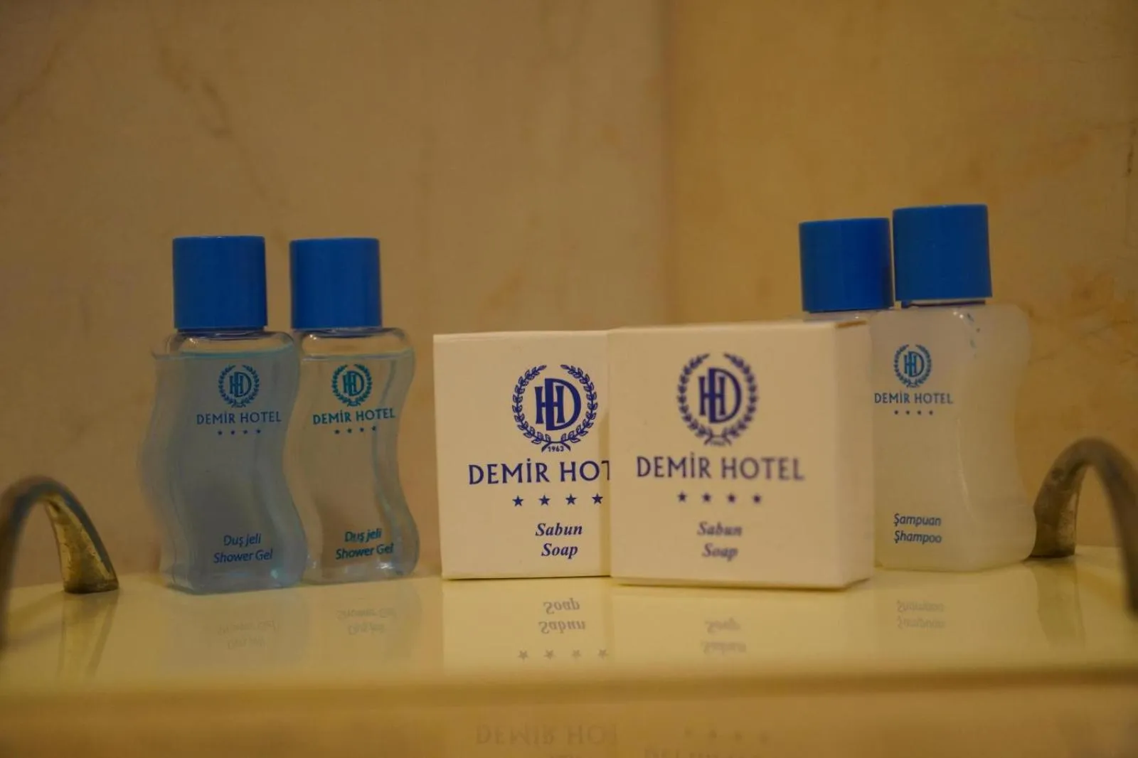 Bathroom in Demir Hotel