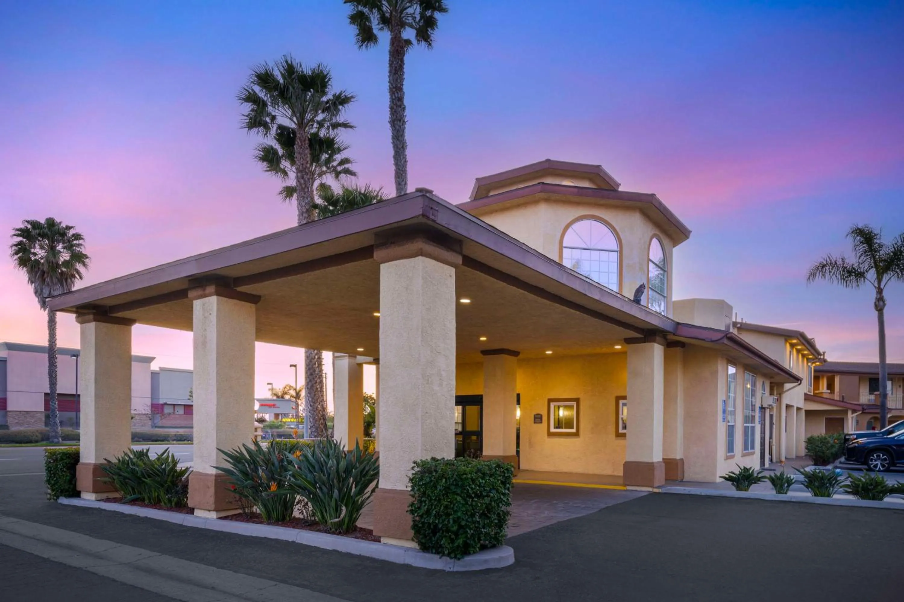 Property building in Best Western Oxnard Inn