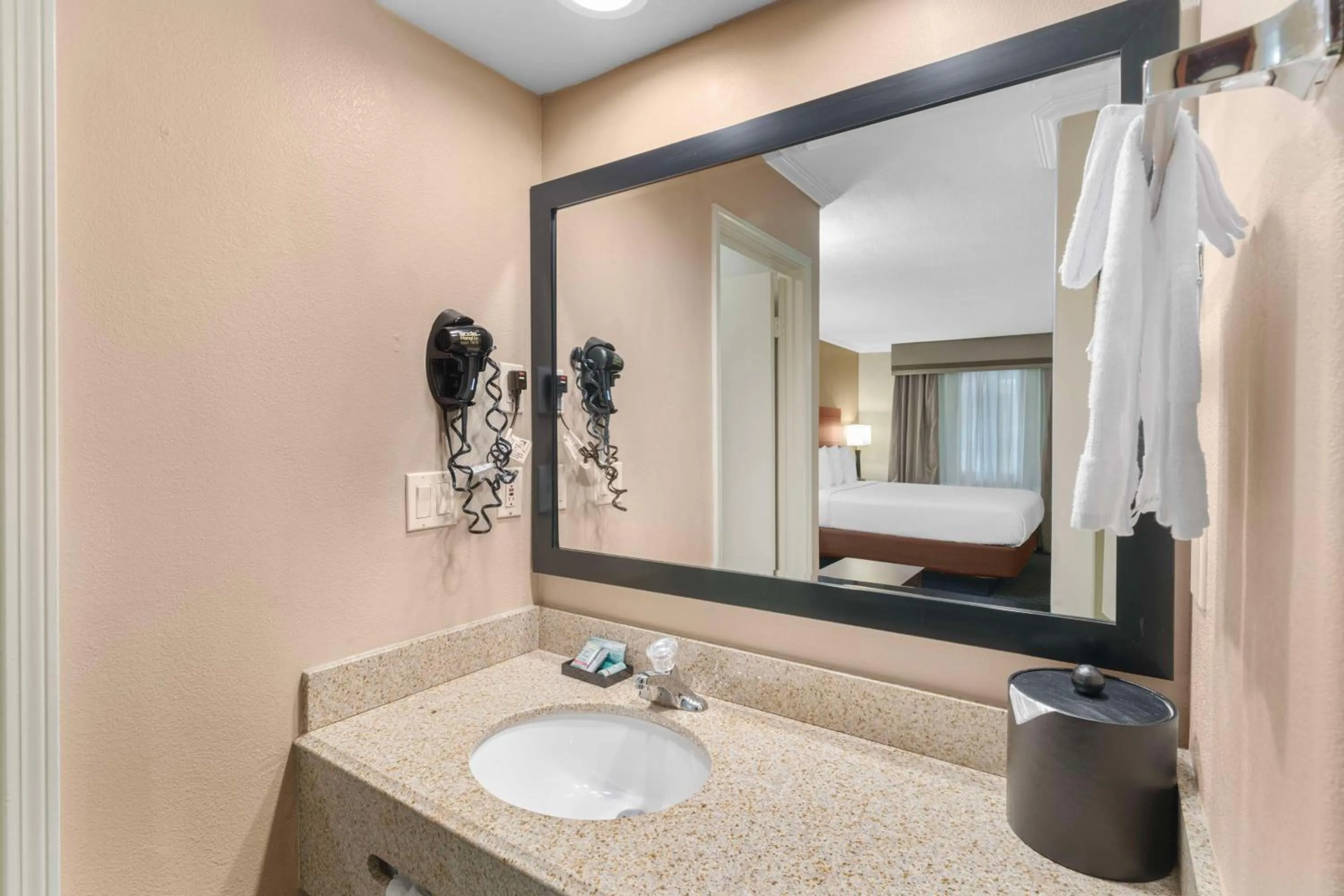 Bathroom in Best Western Oxnard Inn