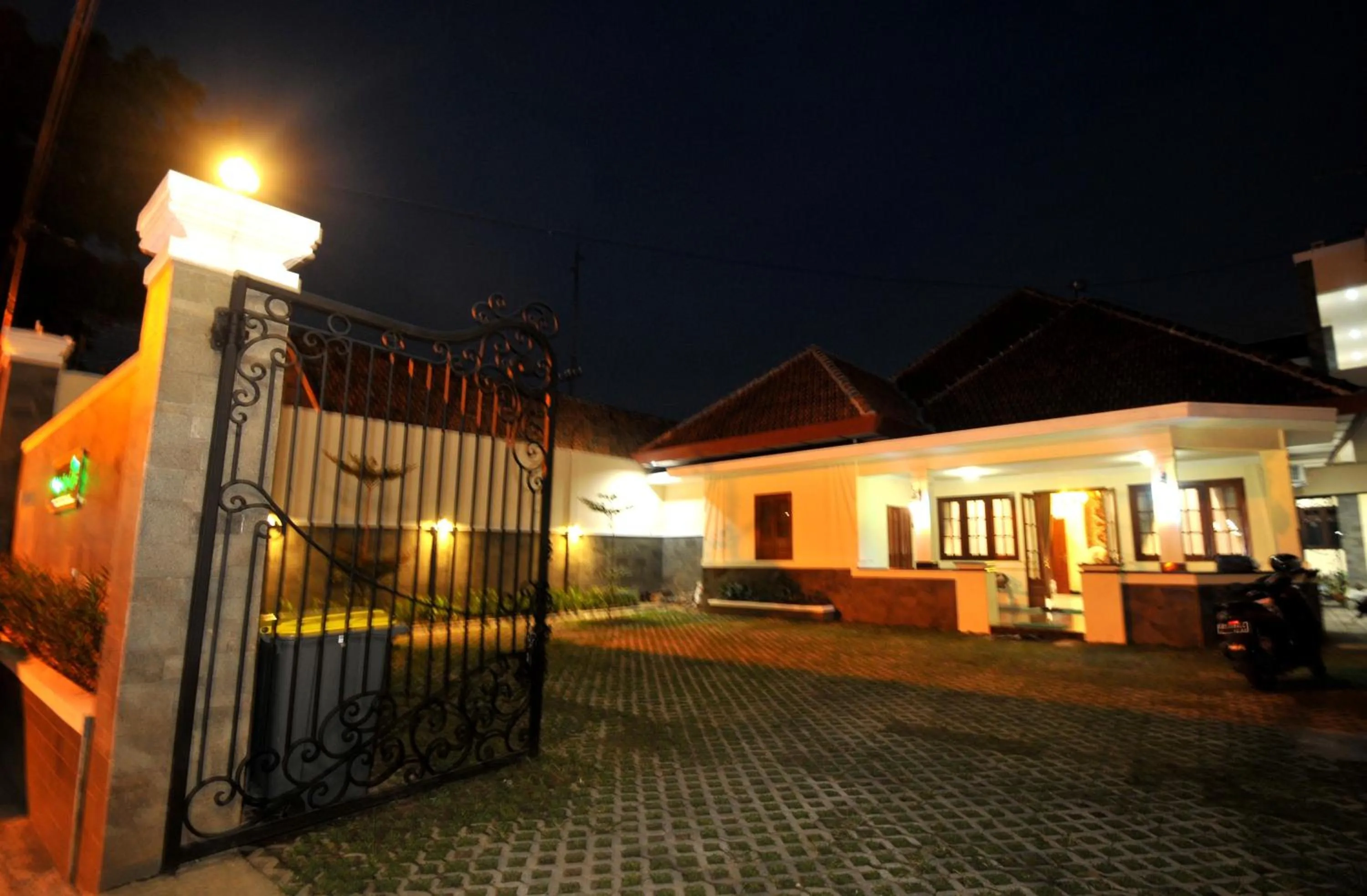 Property building in Musafir Guest House Syariah