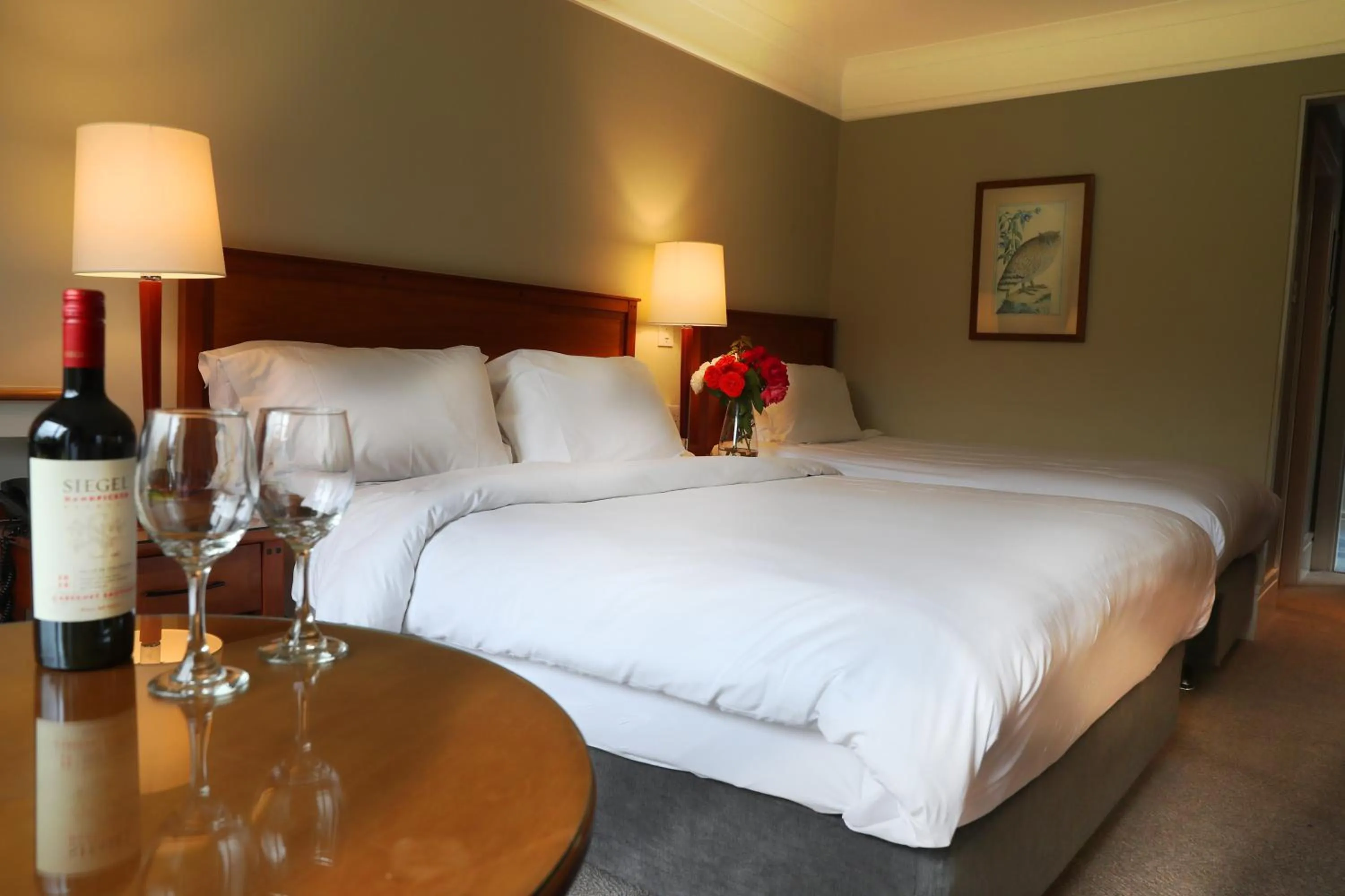 Property building, Bed in Ballymascanlon Hotel and Golf Resort