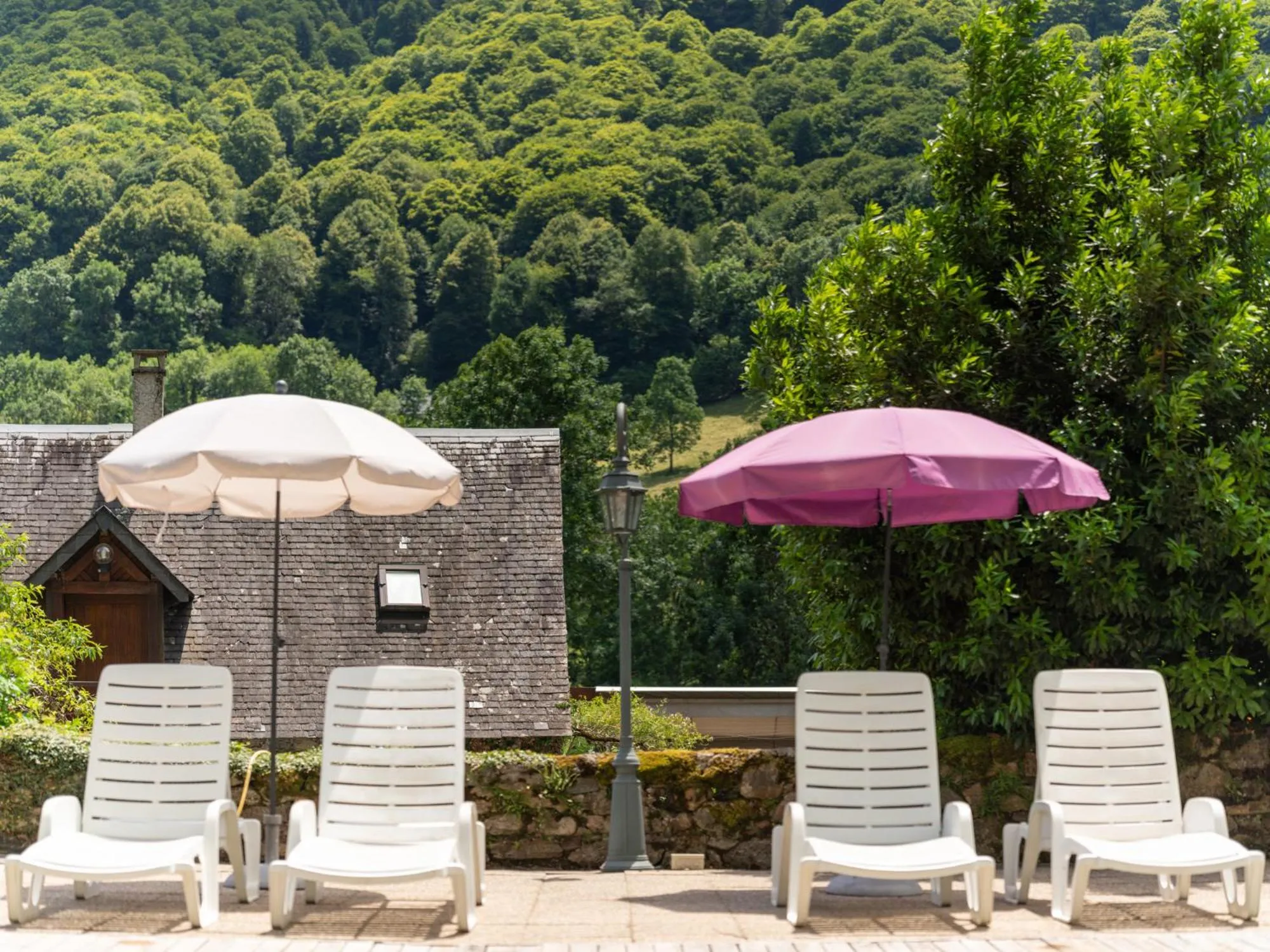 Pool view in Garden & City Bagnères-de-Bigorre - Domaine de Ramonjuan