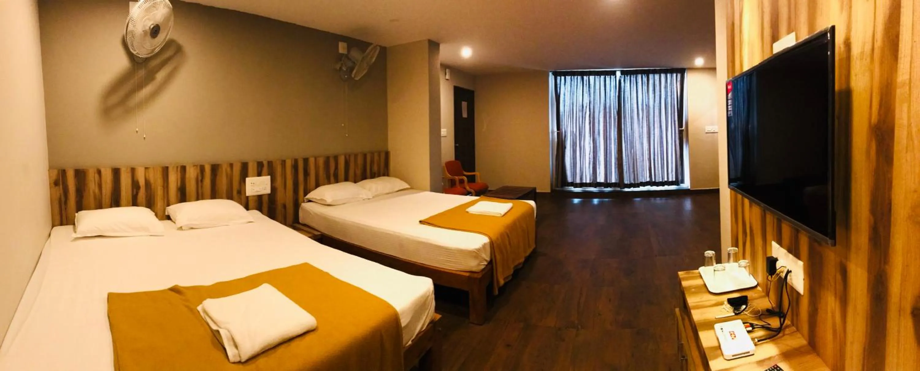 Bed in Sharada Residency