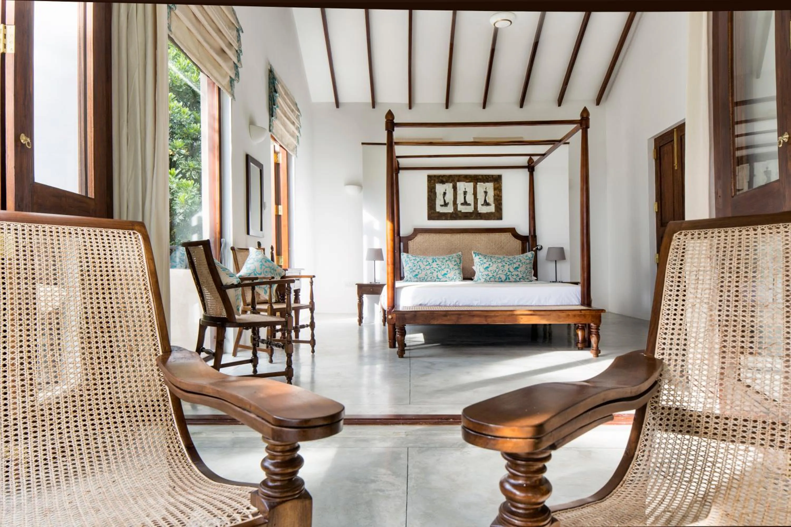 Seating area, Bed in Rosyth Estate House