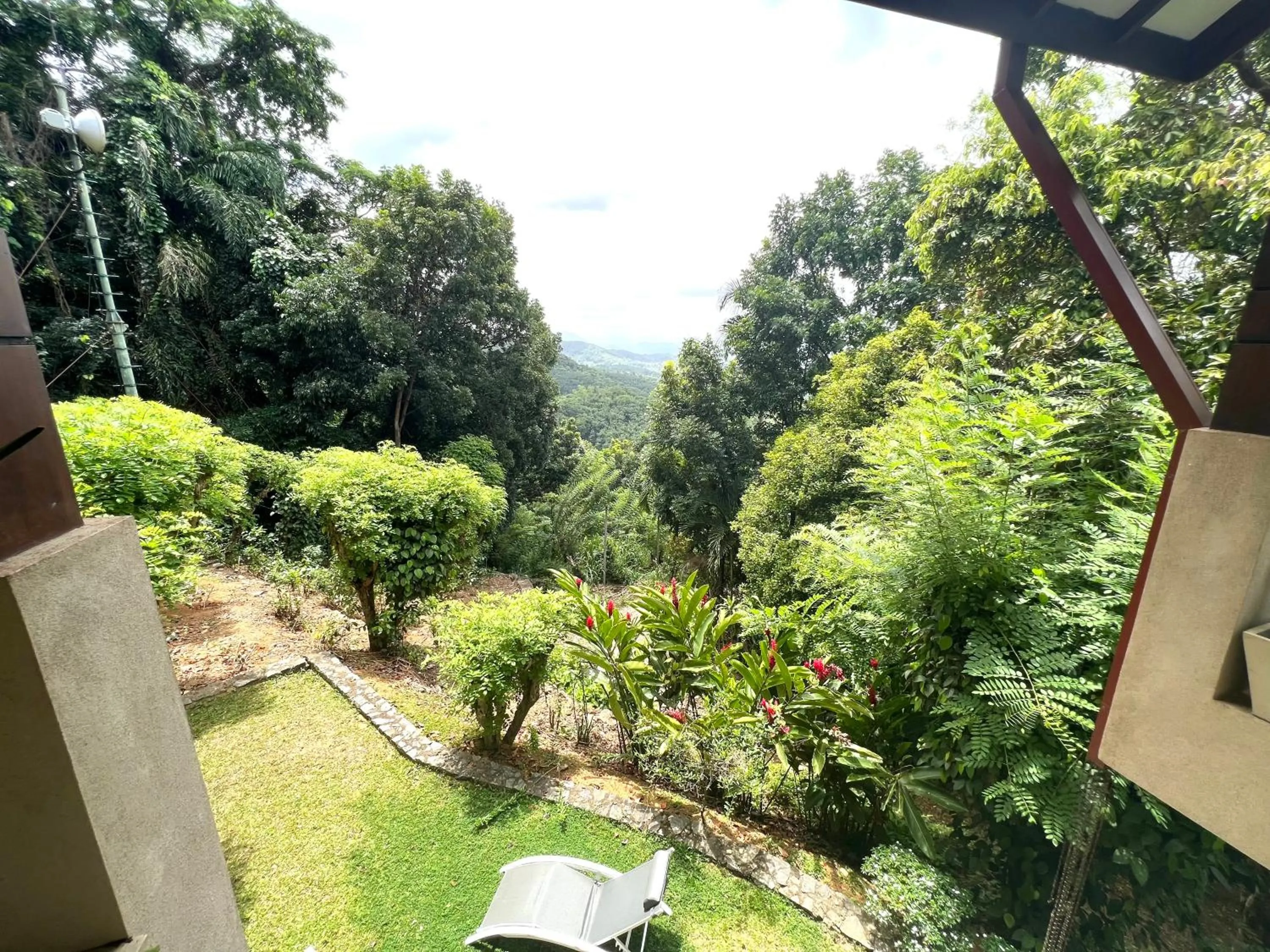 Garden view in Rosyth Estate House