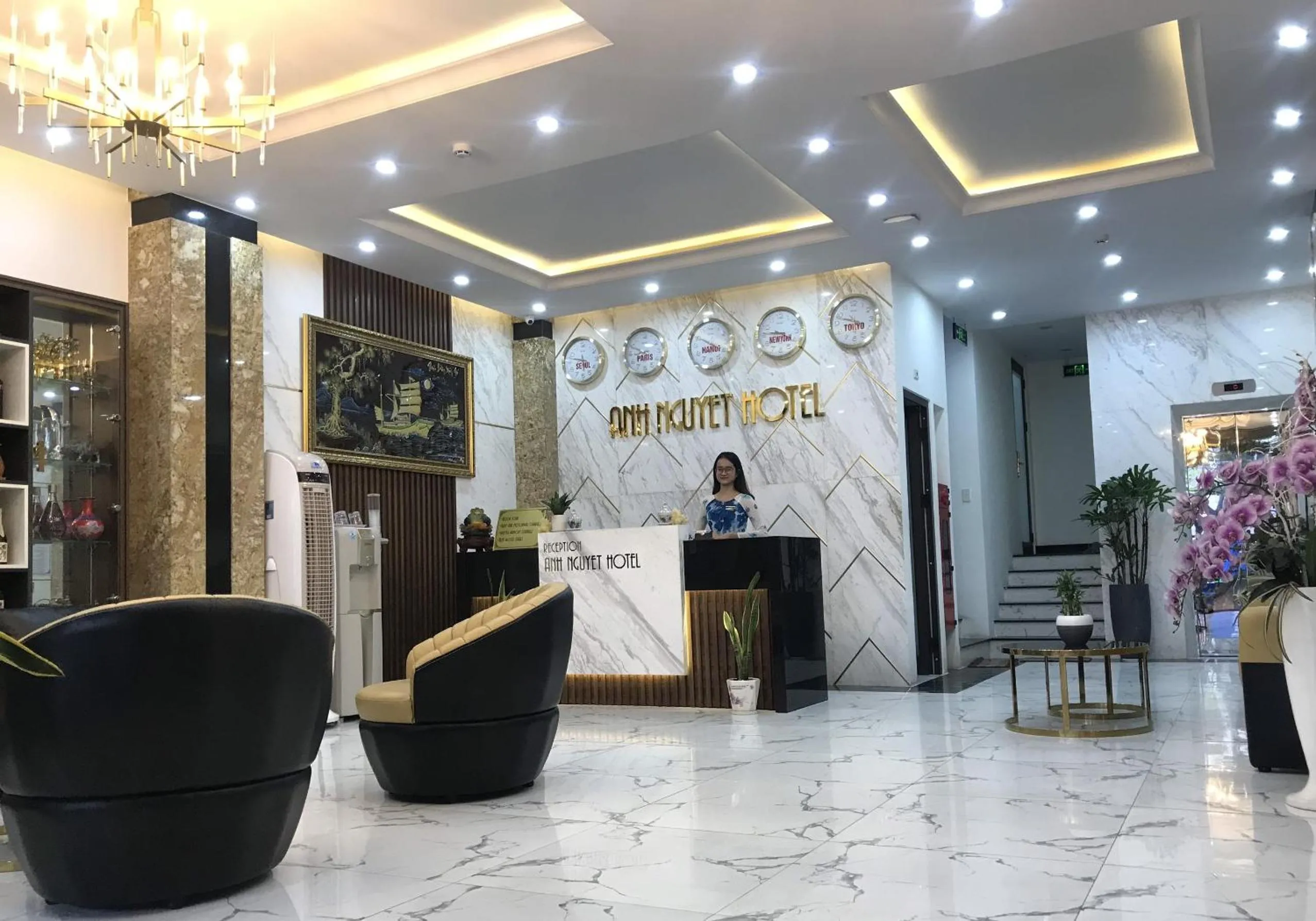 Staff in Anh Nguyet Da Nang Hotel