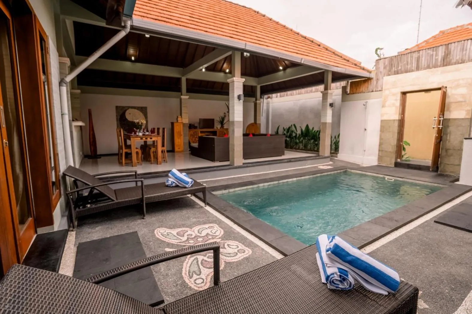 Area and facilities in Taman Bali Villas Dewi Sri