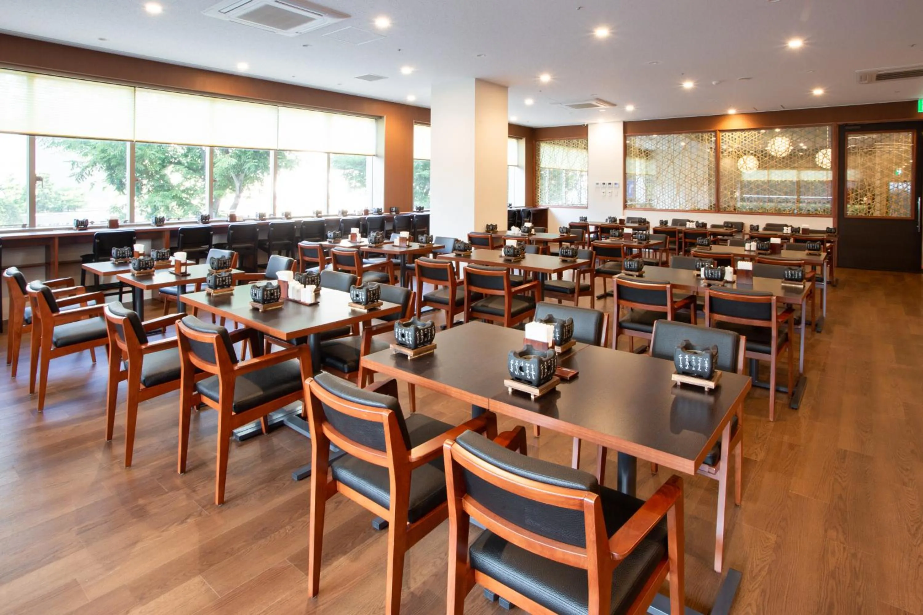 Restaurant/places to eat in Kitanoniwa The Kuretakeso