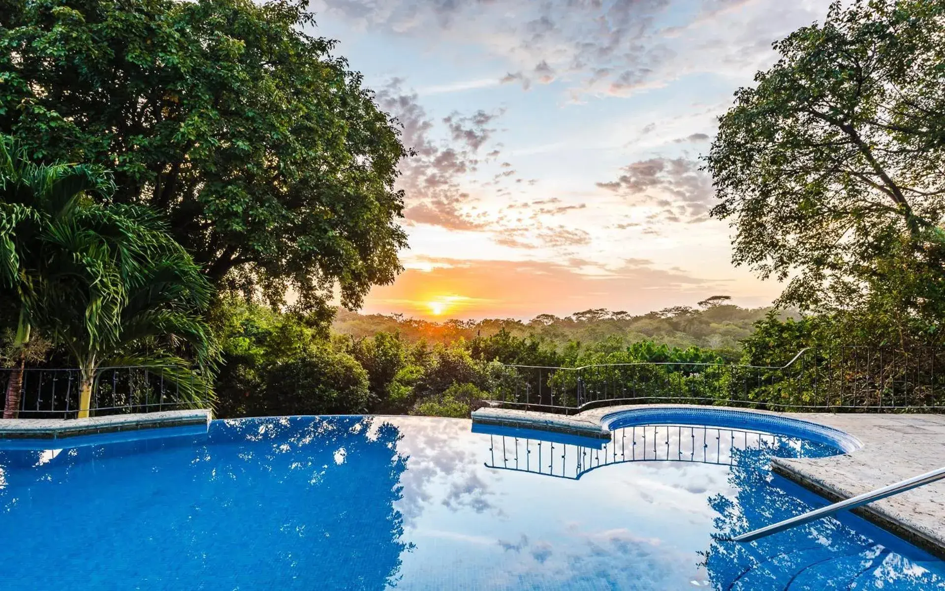 Day in Boutique Hotel Luna Azul Day in Boutique Hotel Luna Azul