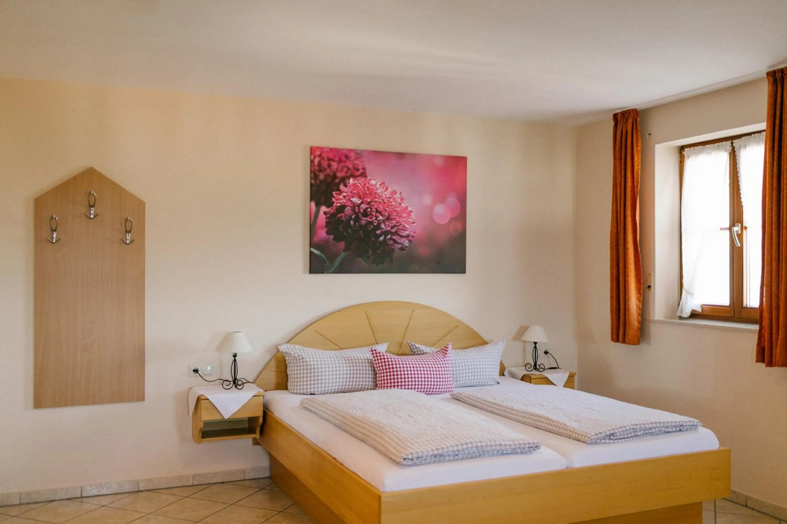 Bedroom, Bed in Hotel Vogtareuther-Hof