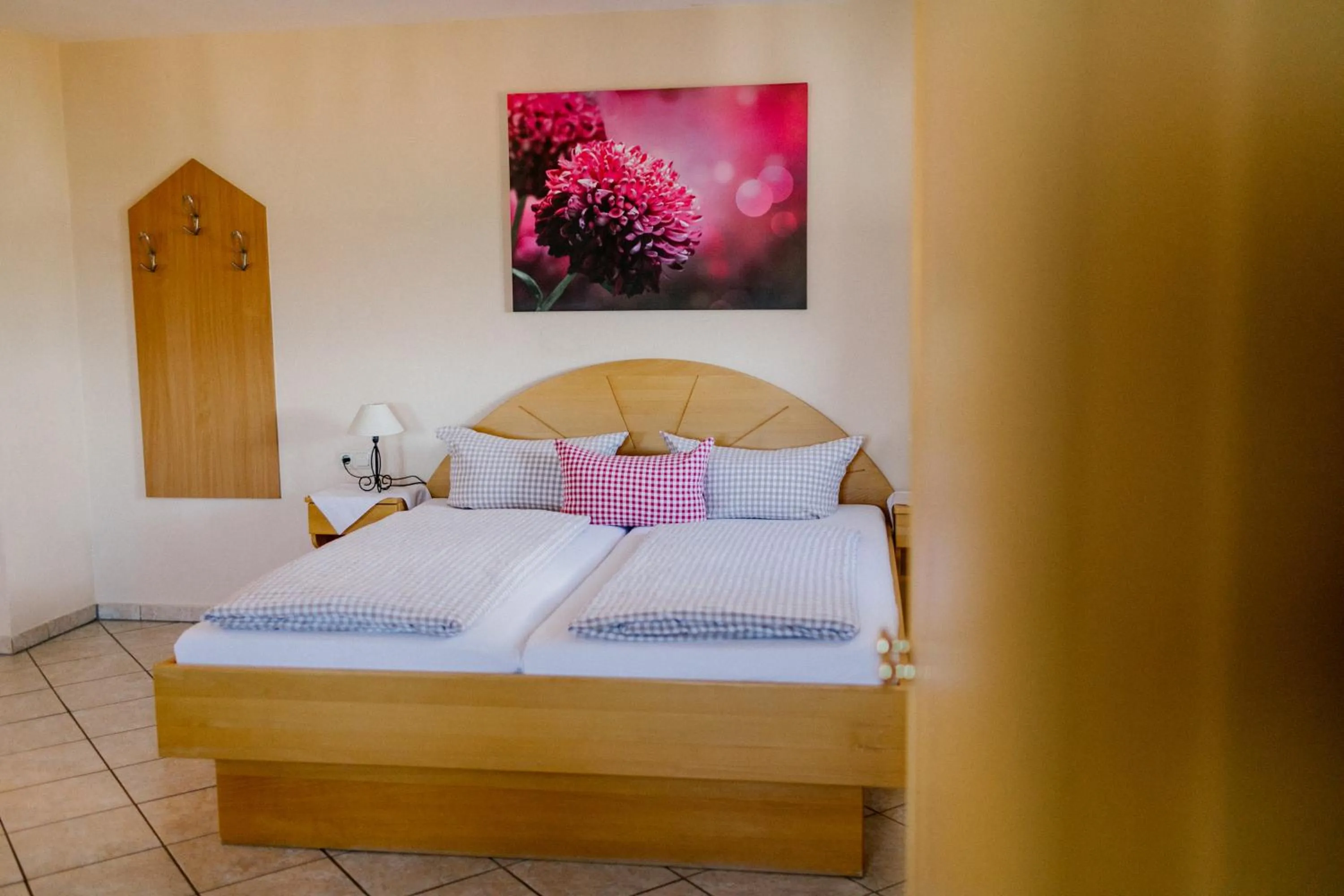 Bedroom, Bed in Hotel Vogtareuther-Hof